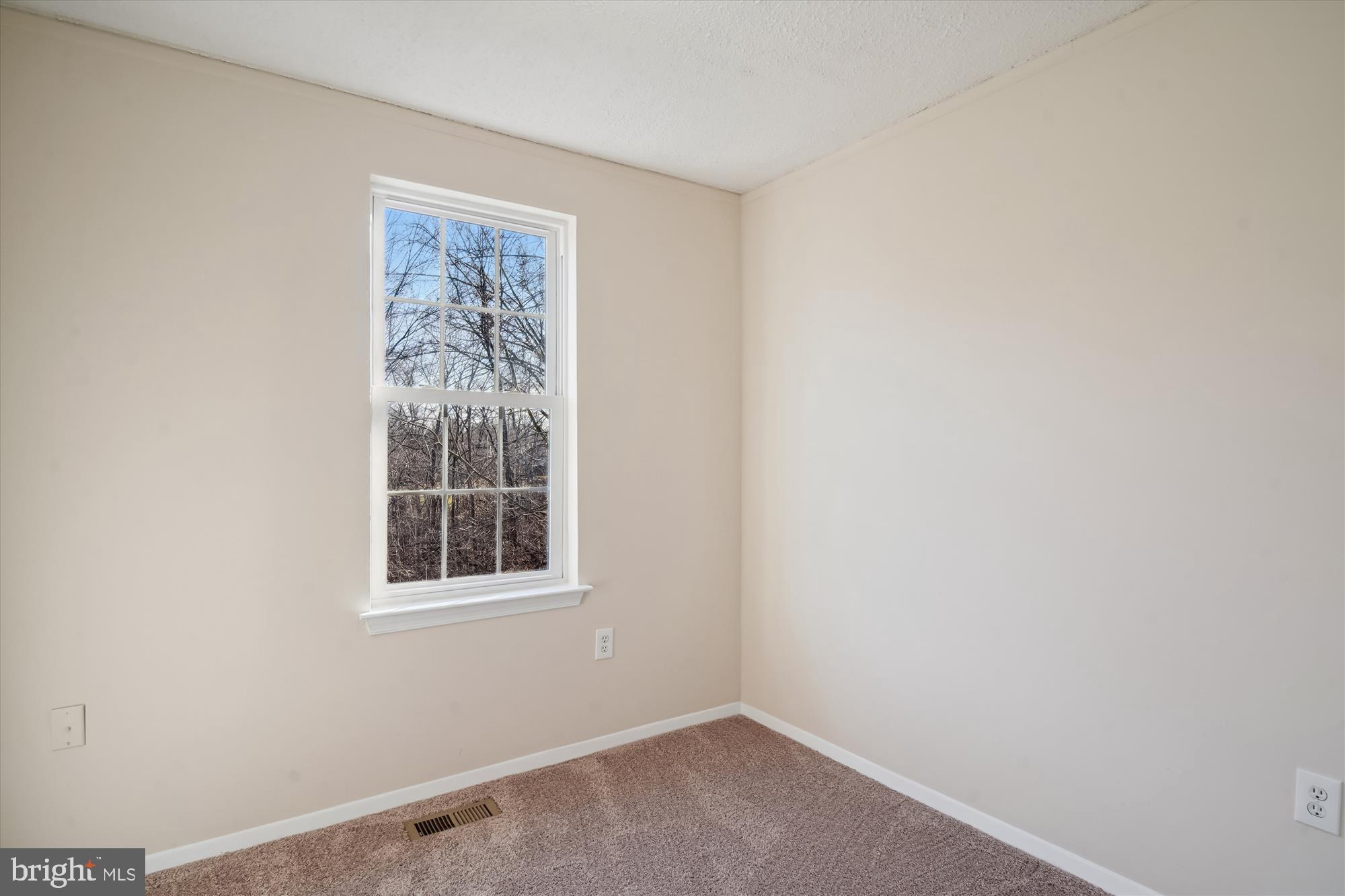 HUNTERS WOODS - Residential