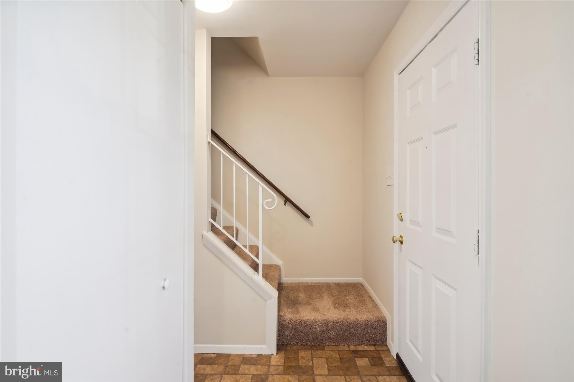 HUNTERS WOODS - Residential