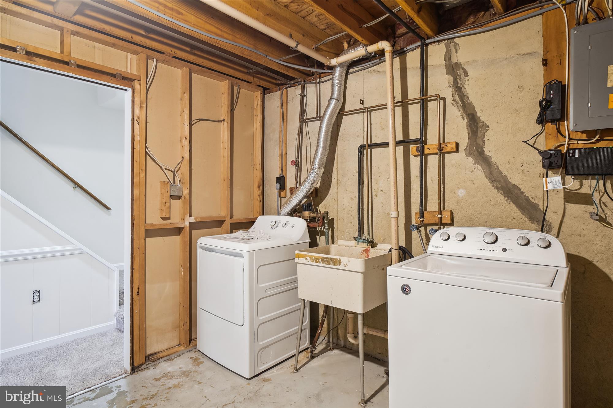 HUNTERS WOODS - Residential