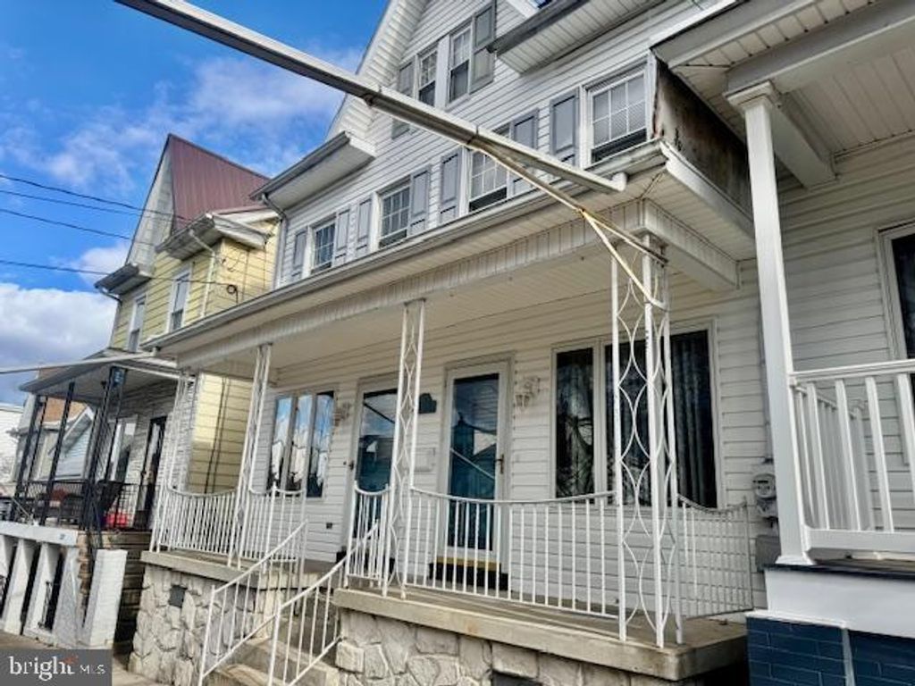 Photo of 329 S Maple Street, MOUNT CARMEL, PA 17851 (MLS # PANU2002812)
