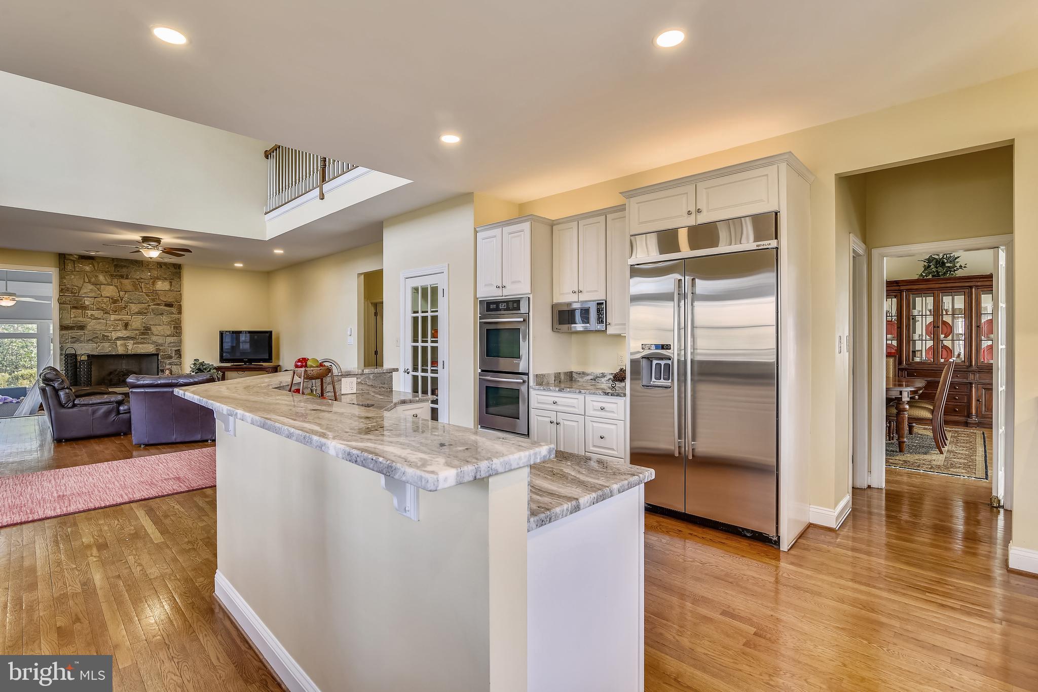 OAKTON WOODS - Residential