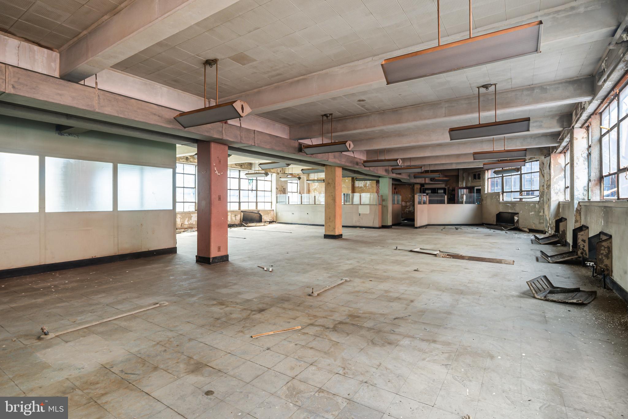 3100 N 17TH STREET 44