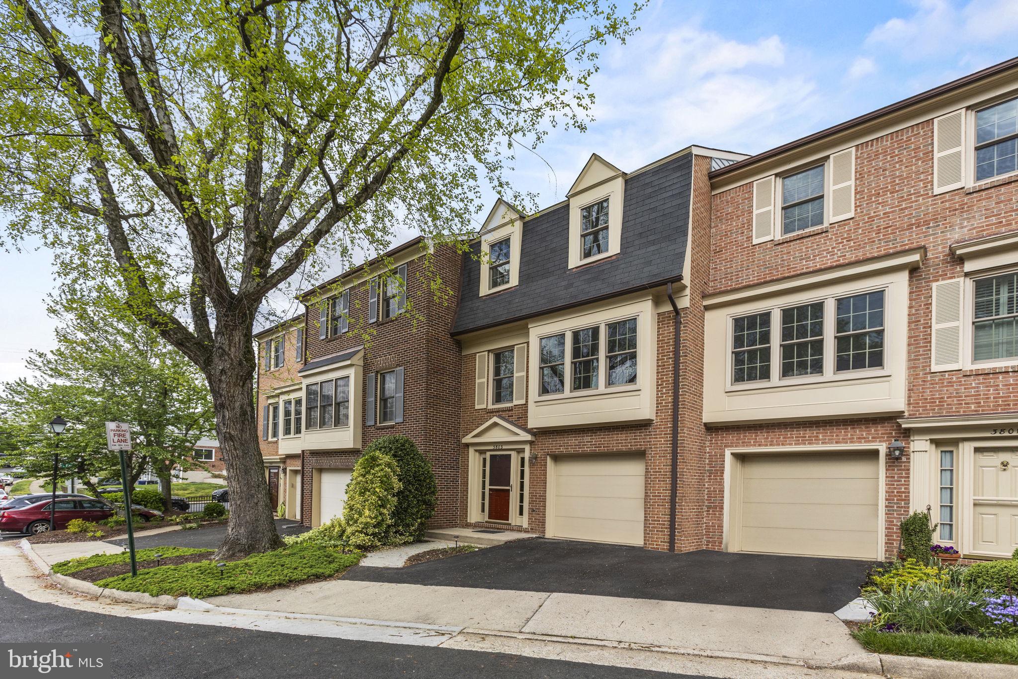 SOCIETY HILL - Residential