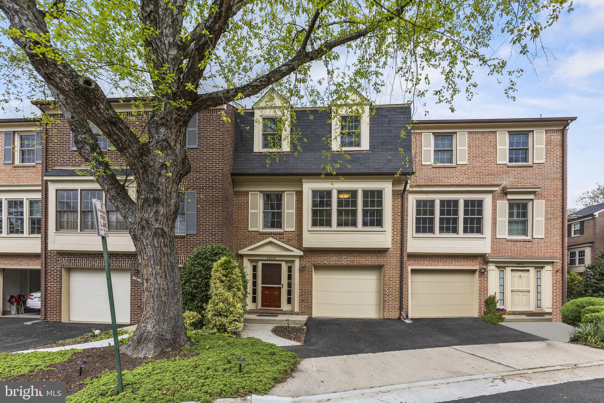 SOCIETY HILL - Residential