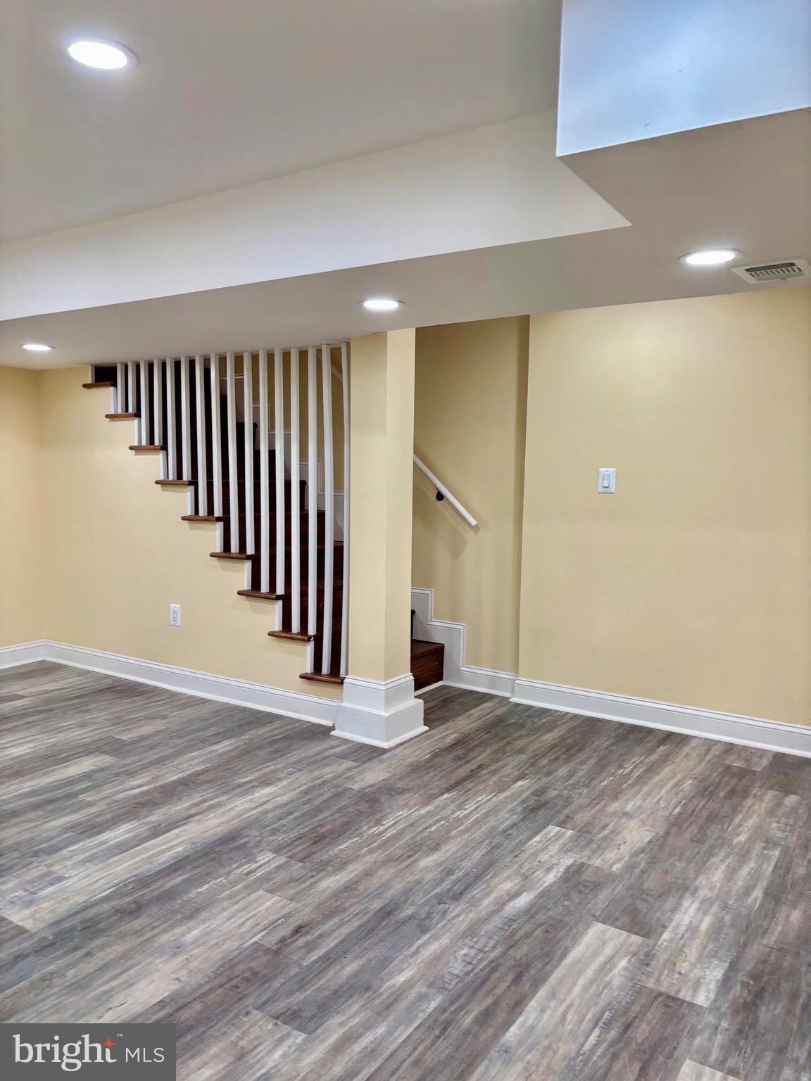 NEW HAMPSHIRE ESTATES - Residential Lease