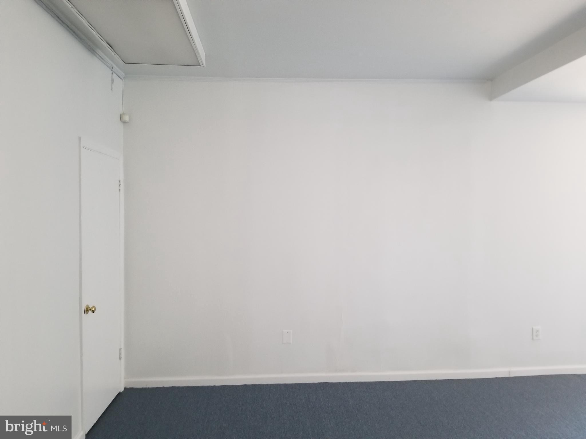 4121 CHATELAIN ROAD 201