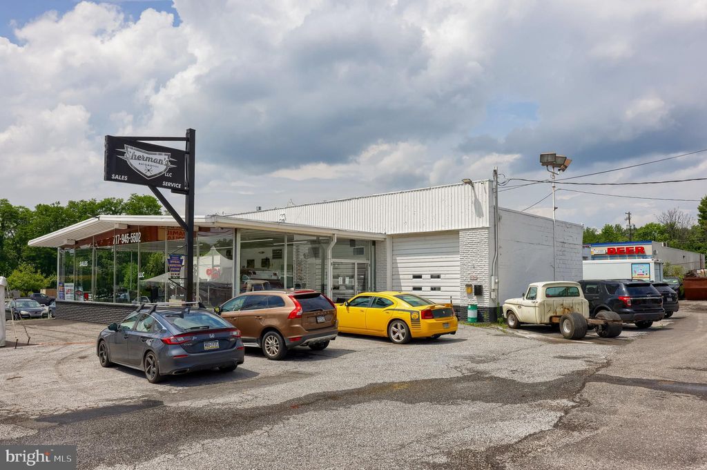 Photo of 1579 S Market Street, ELIZABETHTOWN, PA 17022 (MLS # PALA2072698)