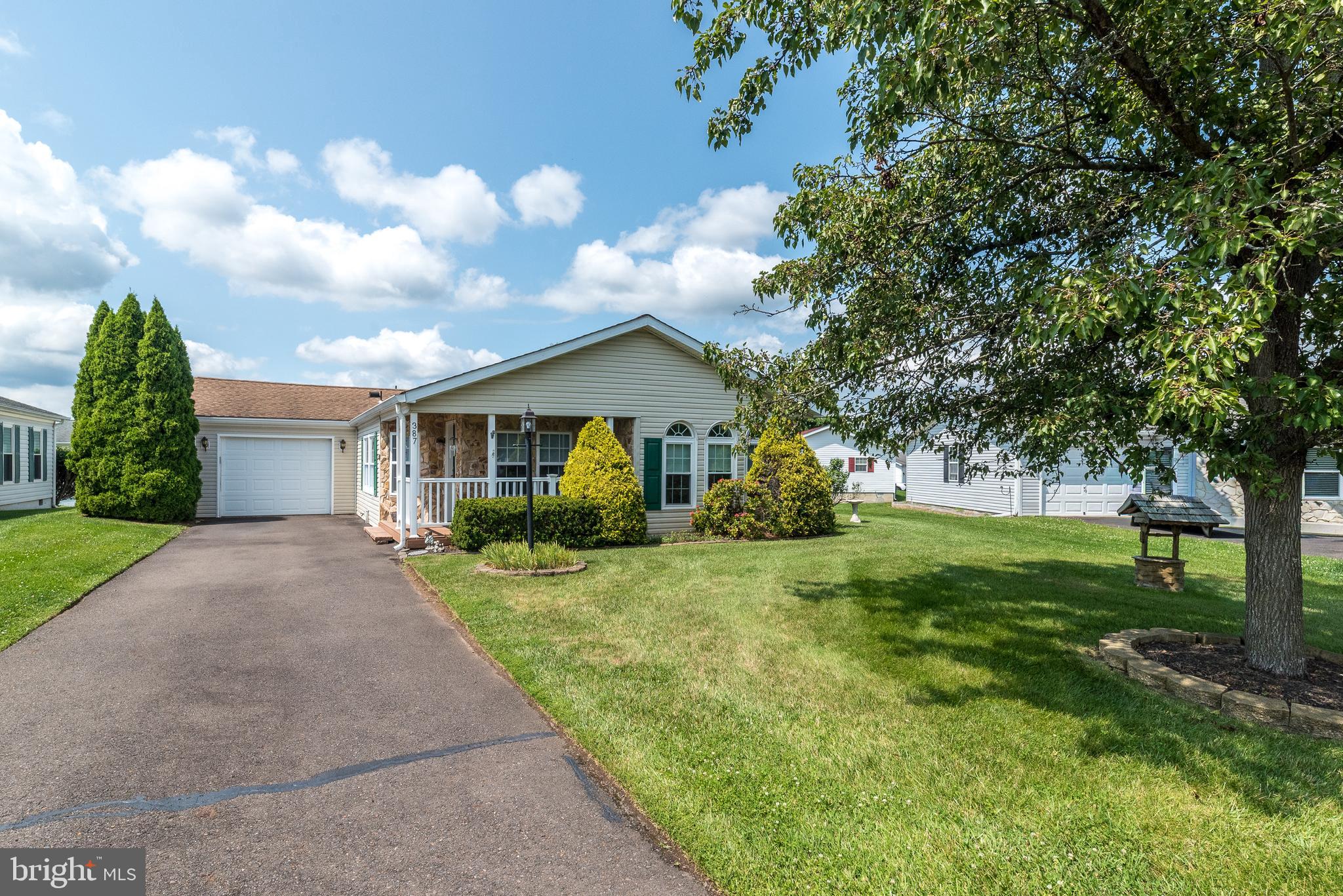 387 THRUSH COURT W W