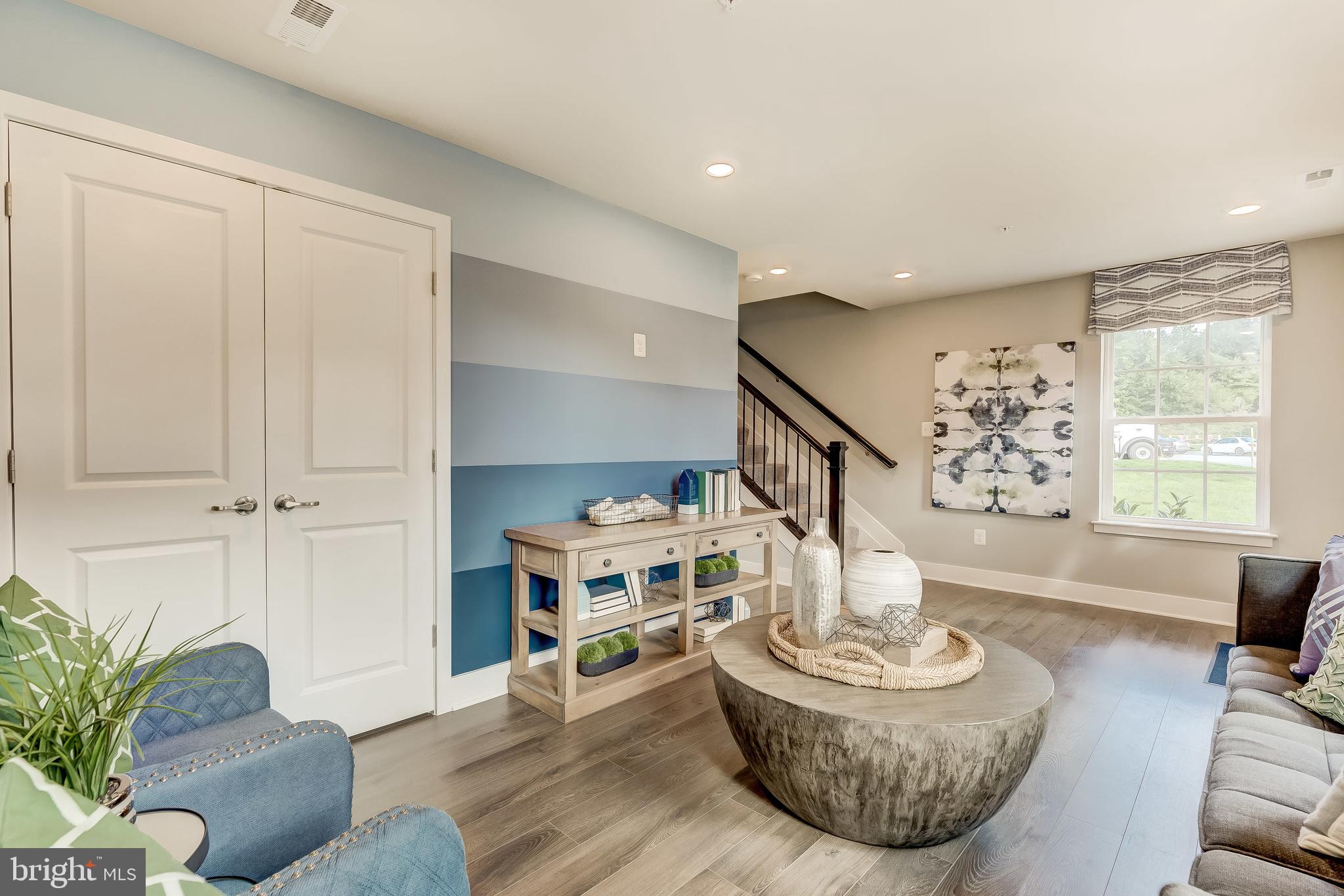 BLUE STREAM - Residential