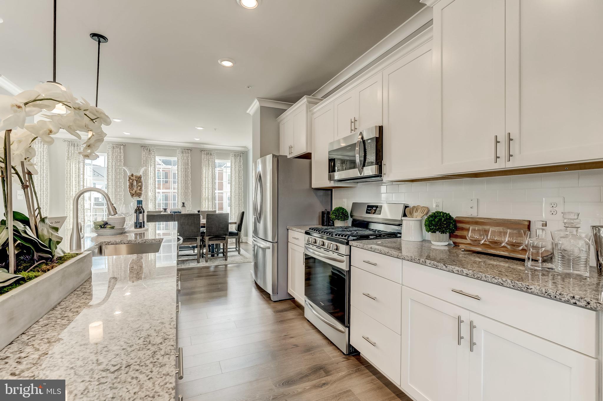 BLUE STREAM - Residential