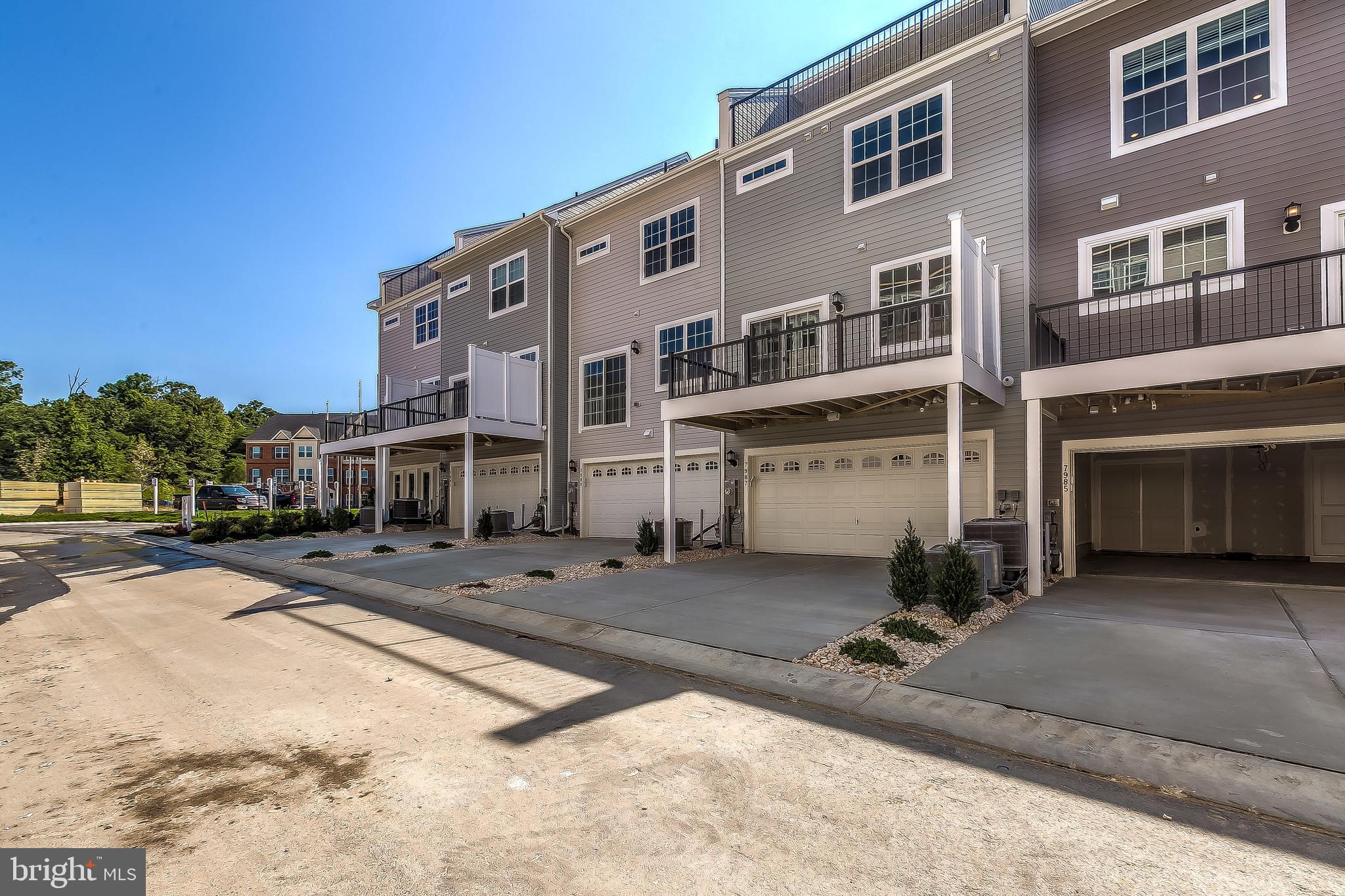 BLUE STREAM - Residential