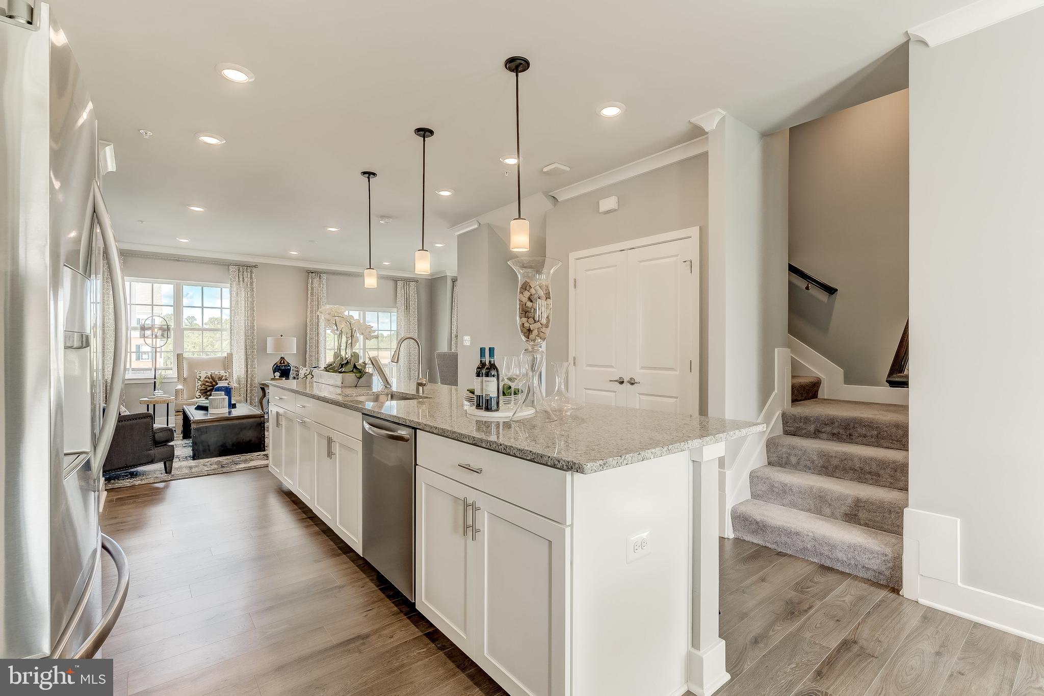 BLUE STREAM - Residential