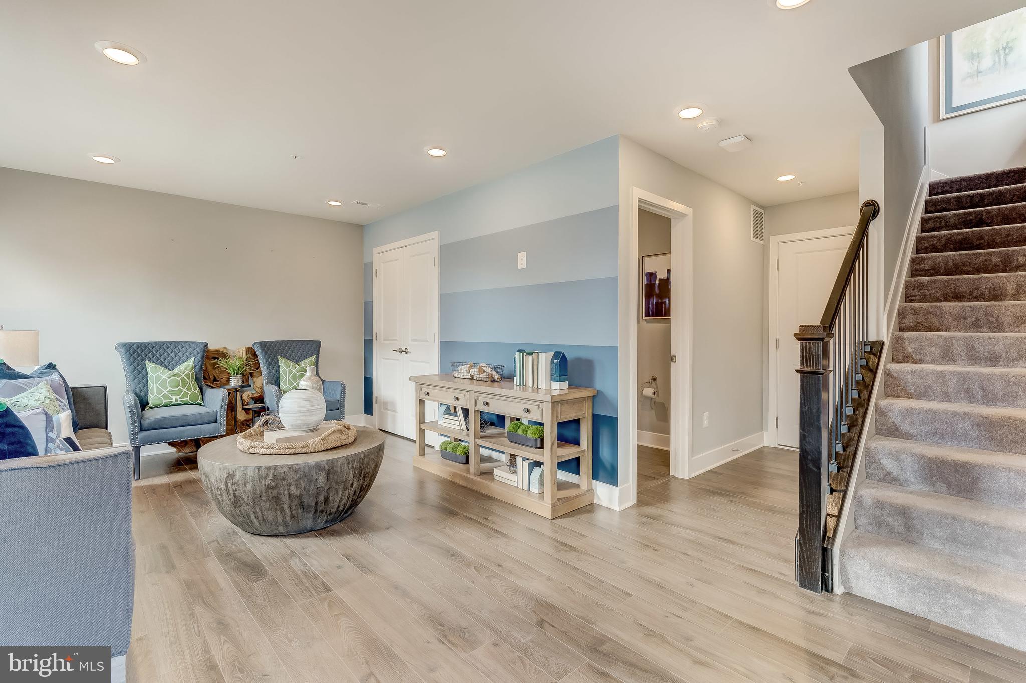 BLUE STREAM - Residential