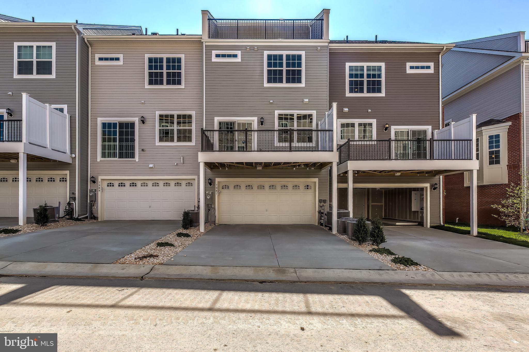 BLUE STREAM - Residential