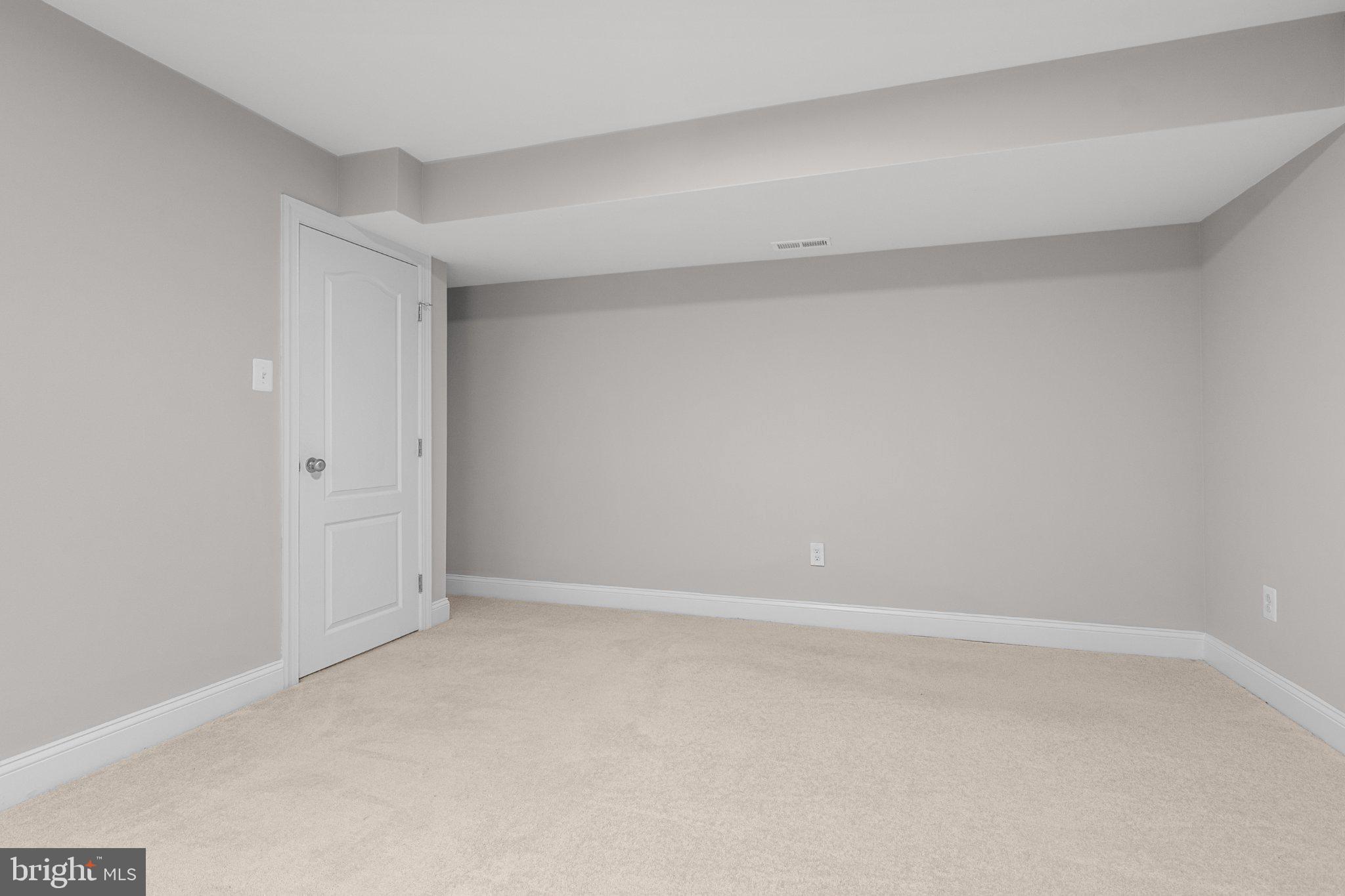 COACHMAN'S PATH - Residential