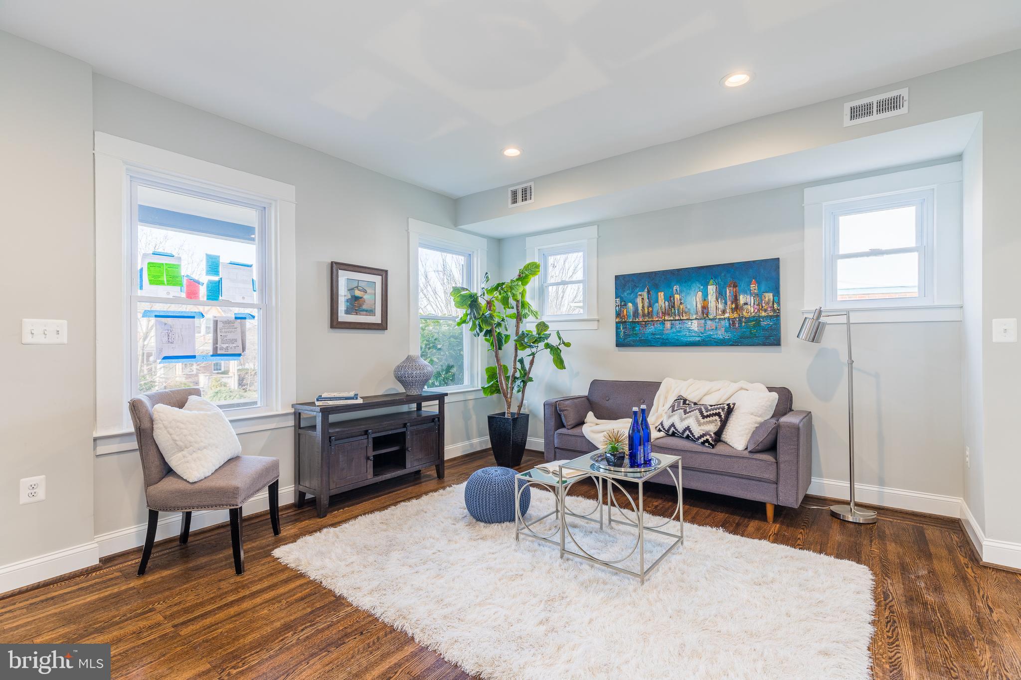 MORAVIA PARK - Residential