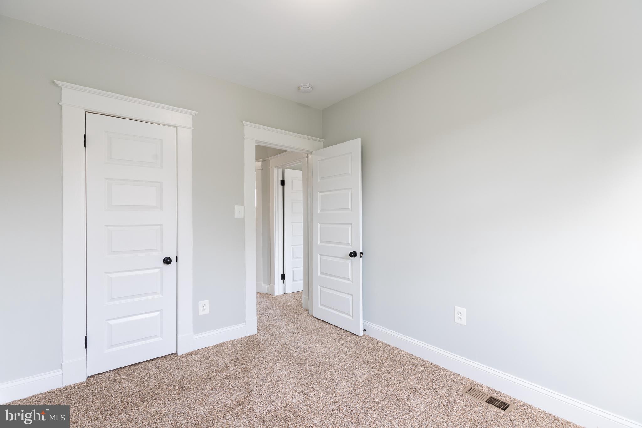 MORAVIA PARK - Residential