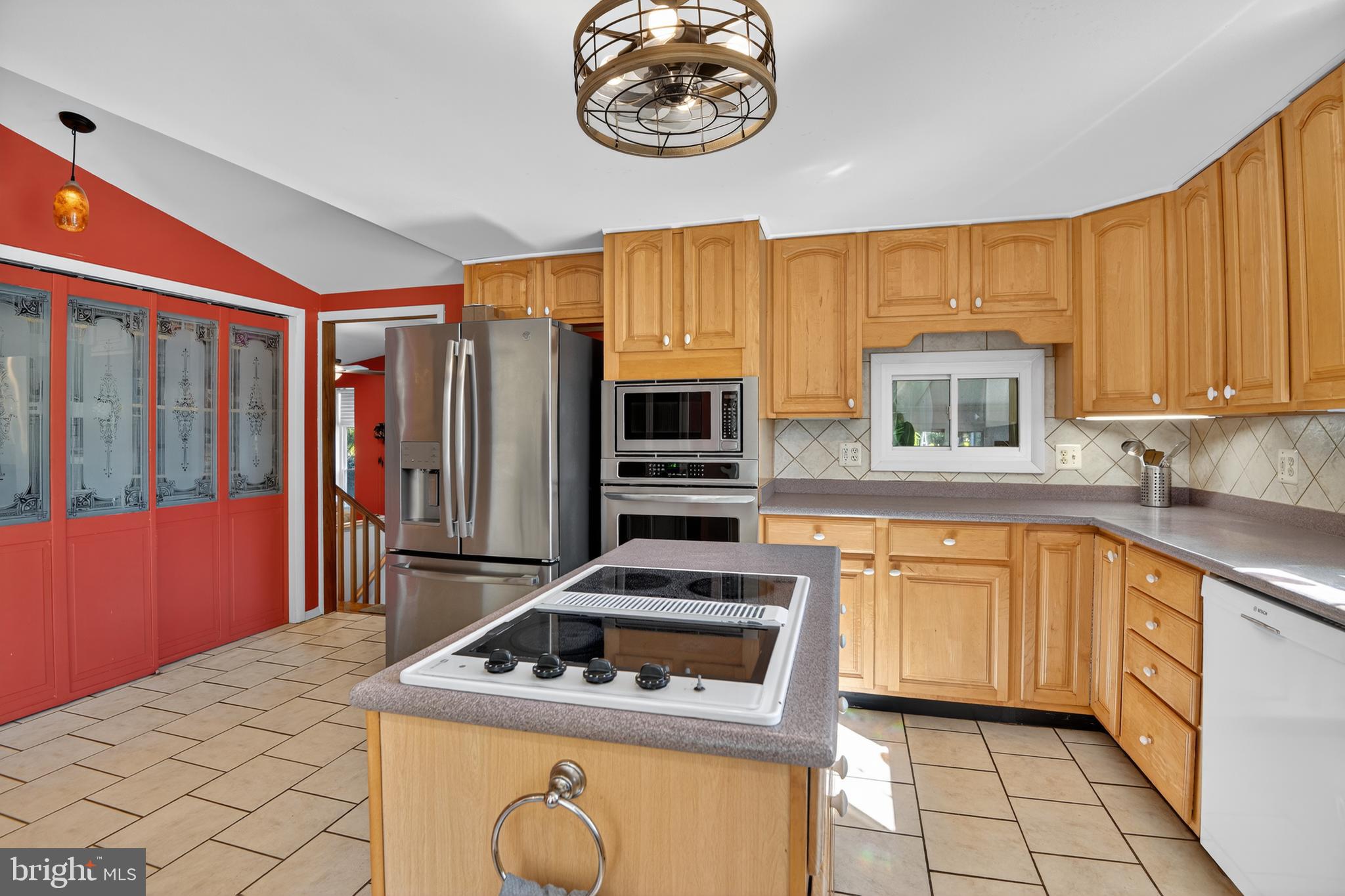 CHAMPION FOREST - Residential