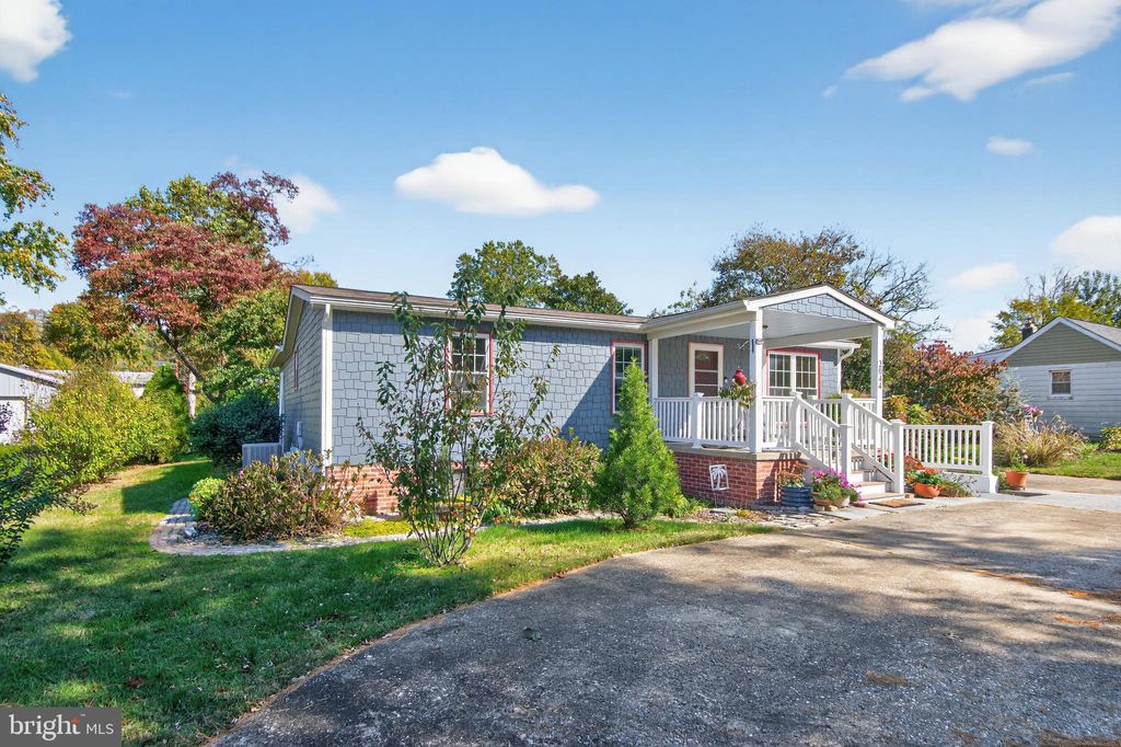 Photo of 2044 Orchard Avenue, JESSUP, MD 20794 (MLS # MDAA2129424)
