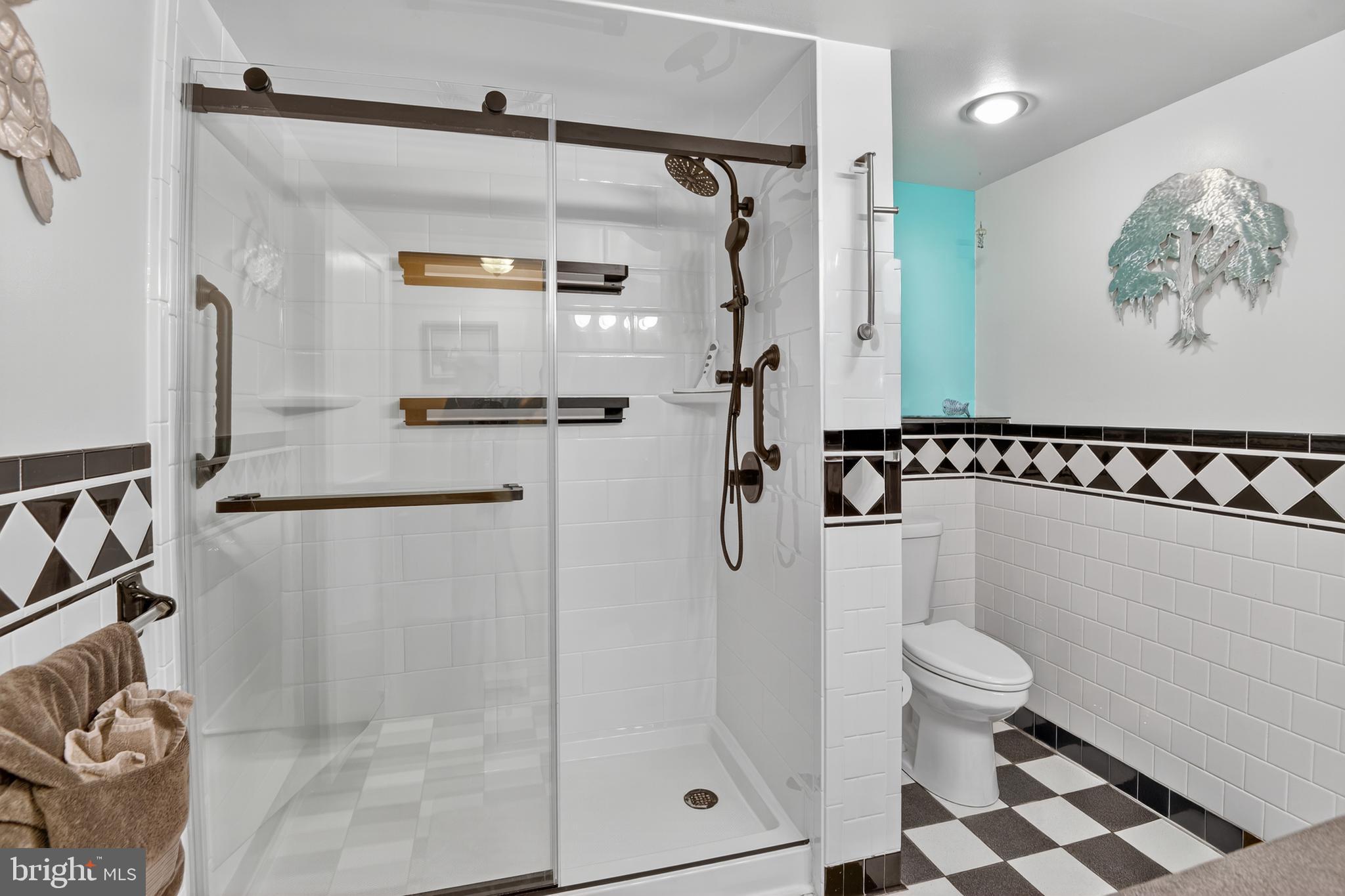 CHAMPION FOREST - Residential