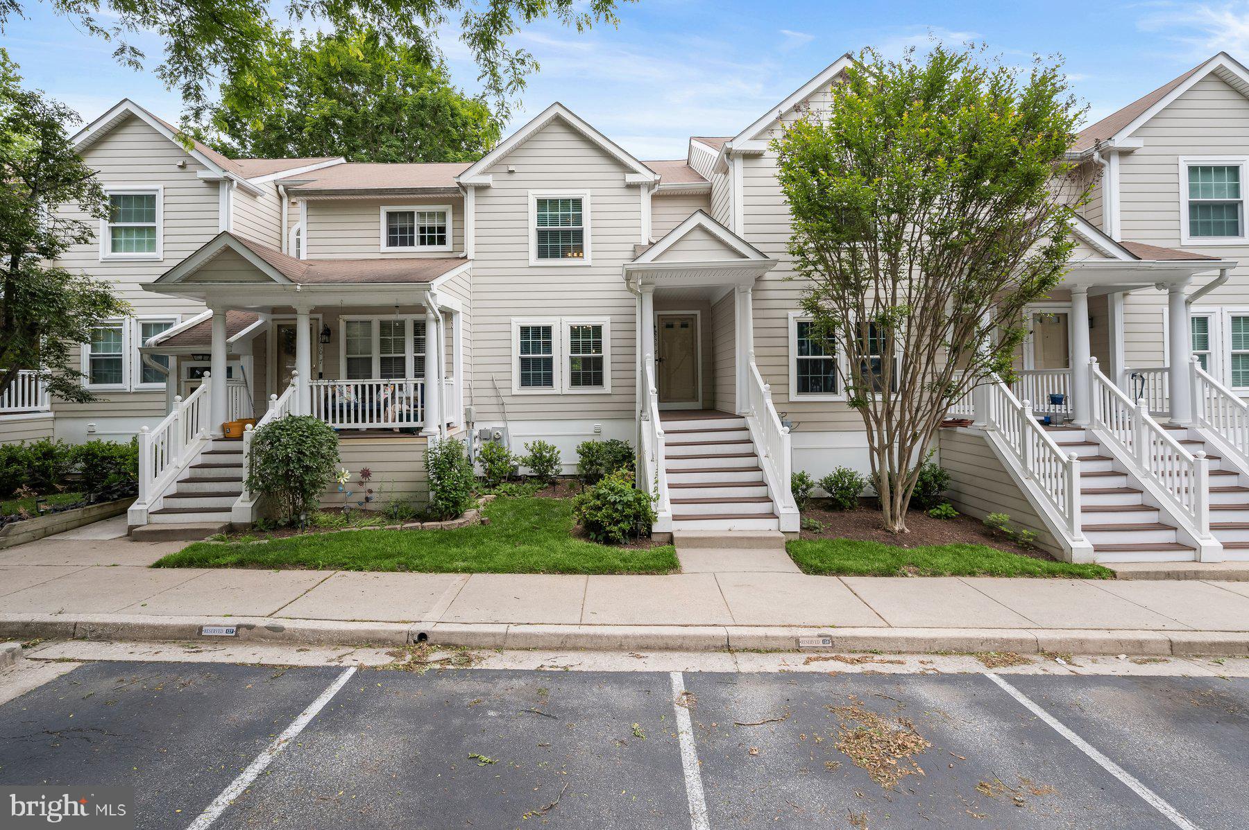 DORSEY HALL - Residential