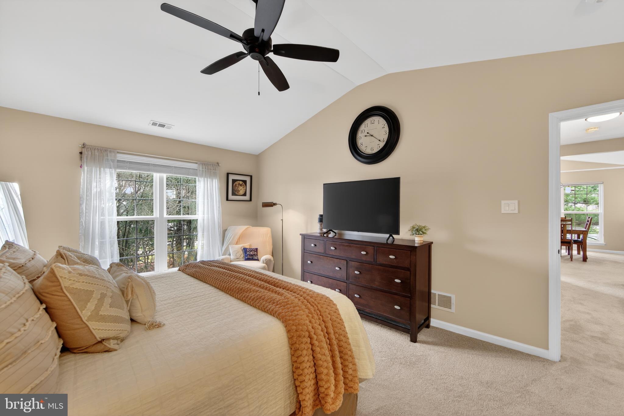 CHARLESTOWN HUNT - Residential