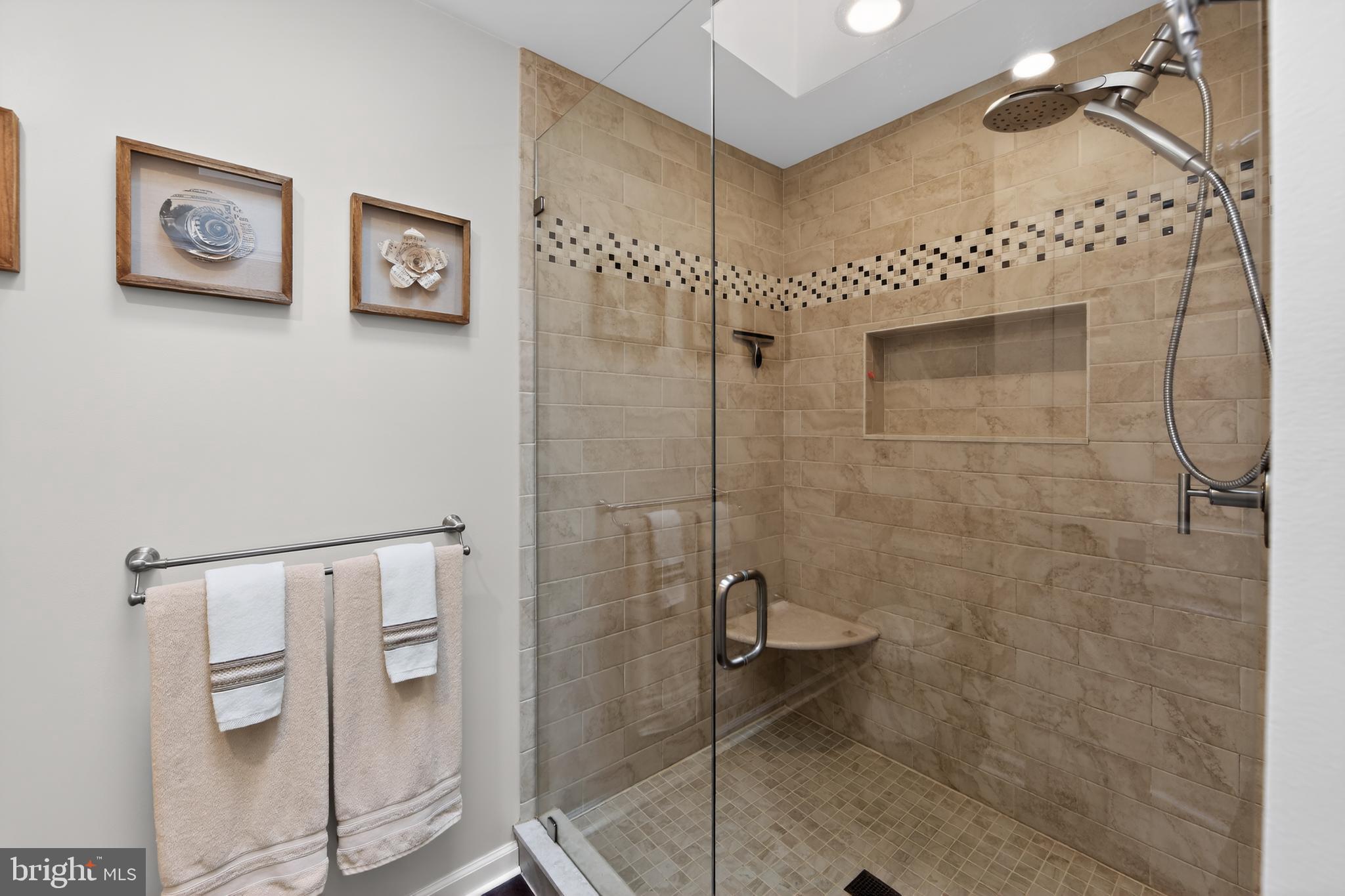 CHARLESTOWN HUNT - Residential