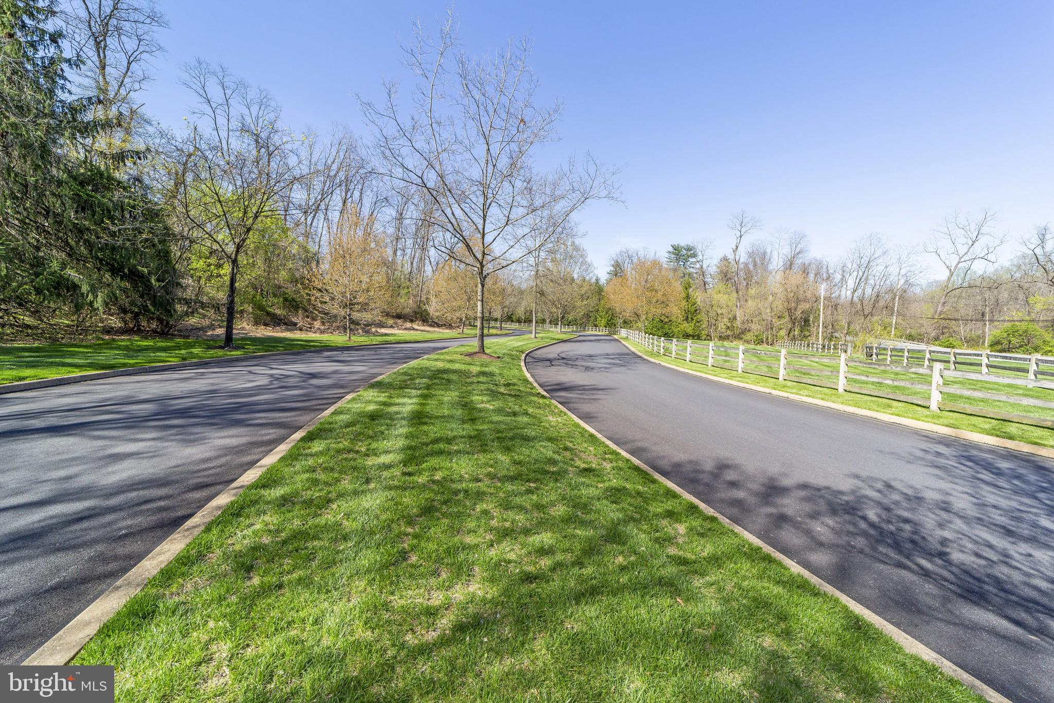 CHARLESTOWN HUNT - Residential