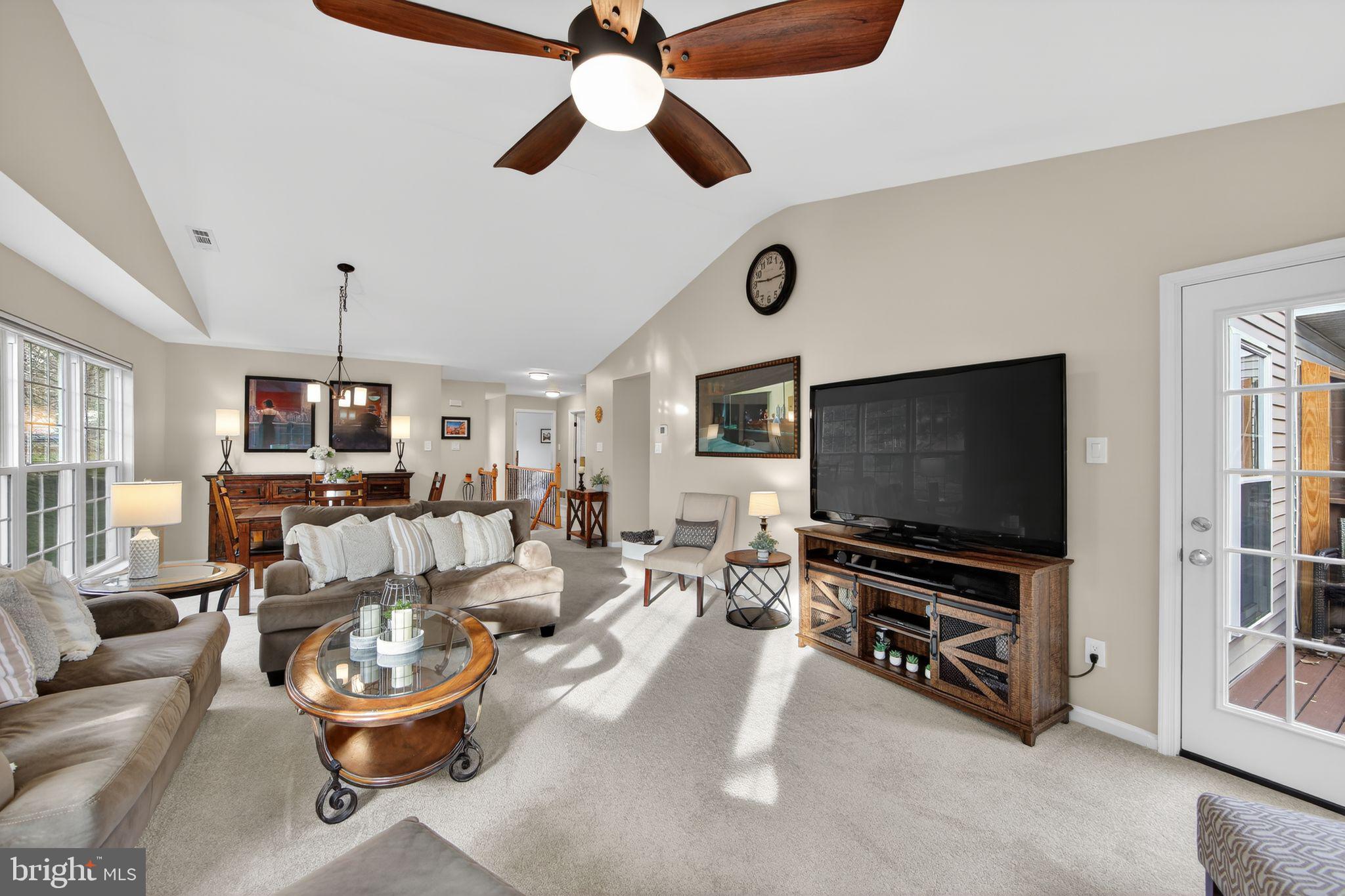 103 HIDDEN HOLLOW COURT 3802