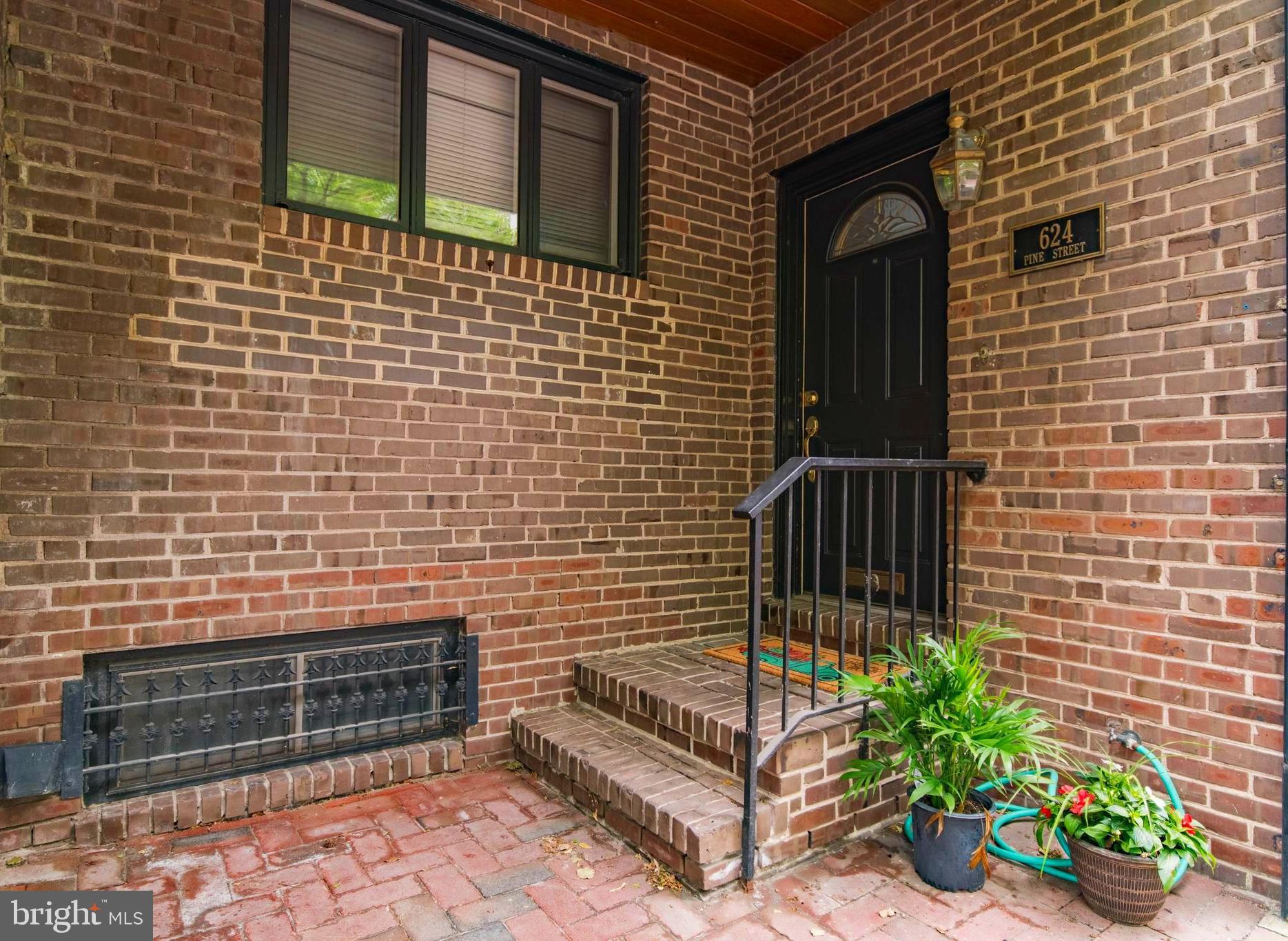 SOCIETY HILL - Residential