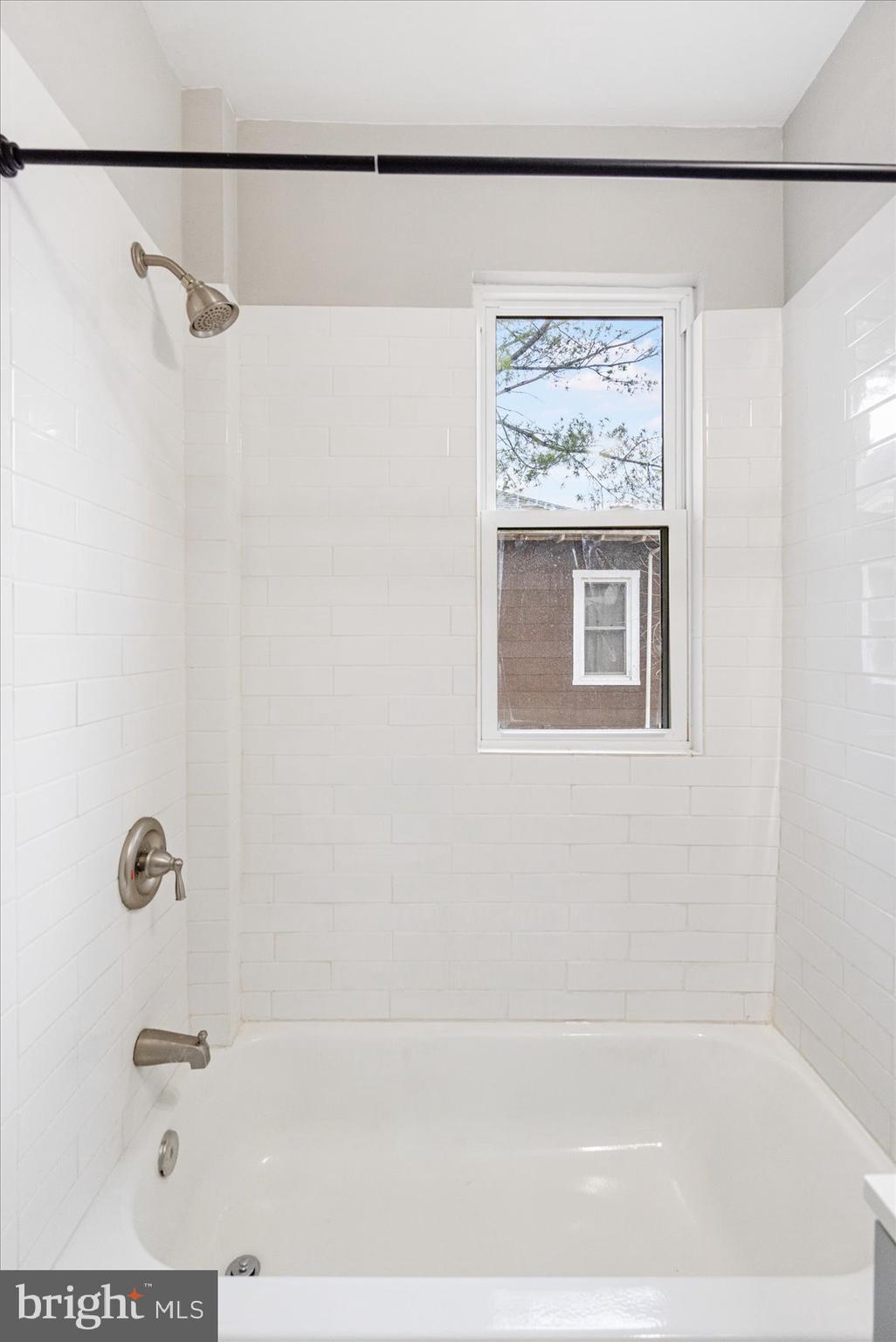 MOUNT WASHINGTON - Residential