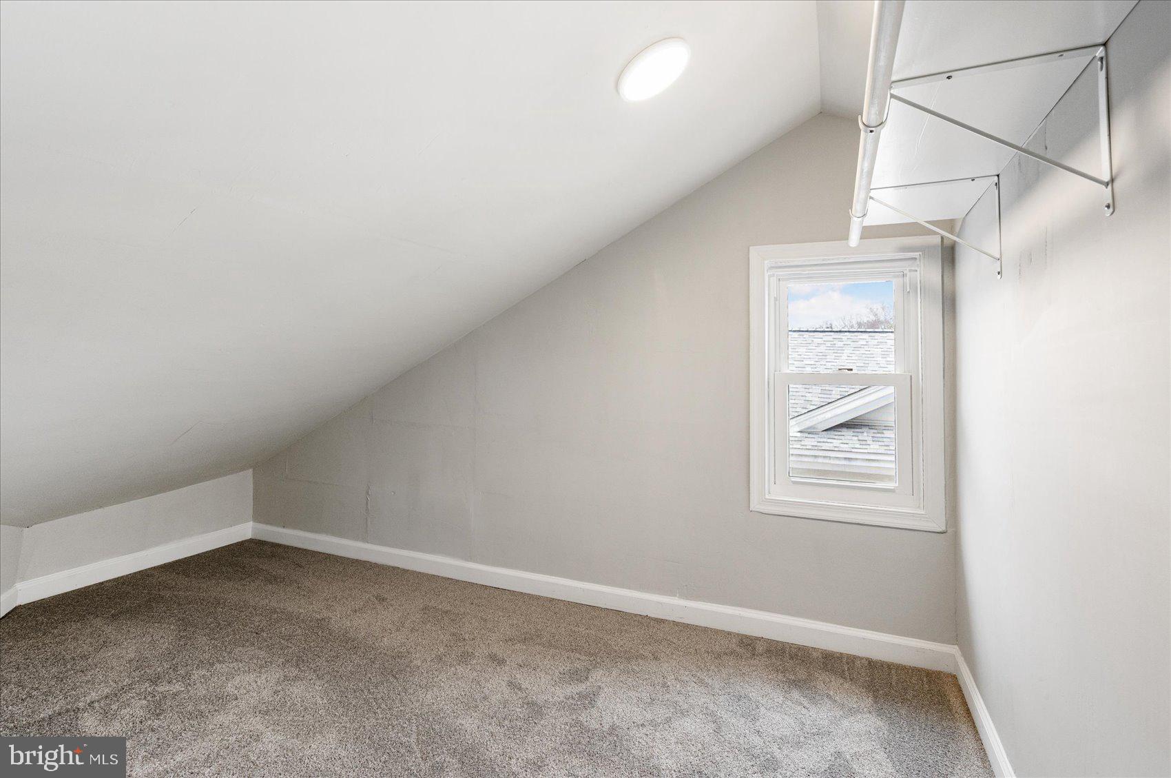 MOUNT WASHINGTON - Residential