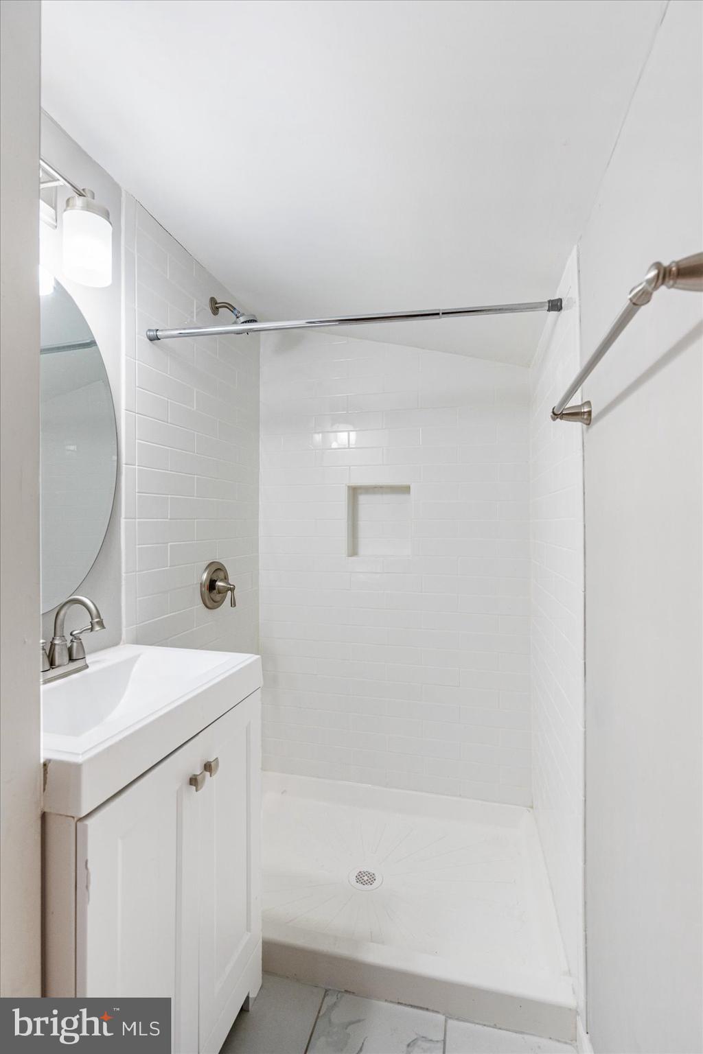 MOUNT WASHINGTON - Residential