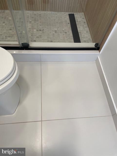 PROMENADE TOWERS - Residential Lease