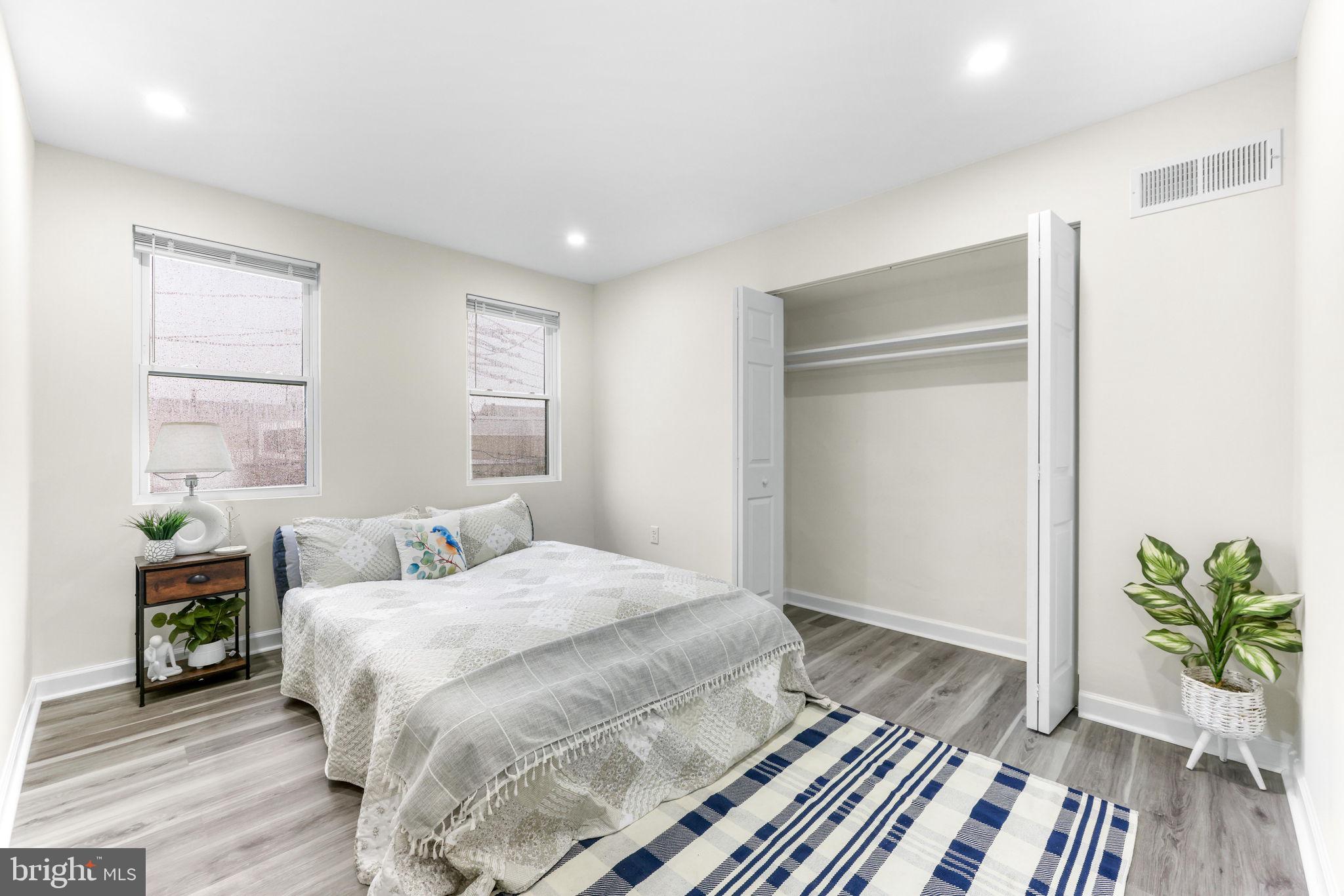 CHARLES VILLAGE - Residential