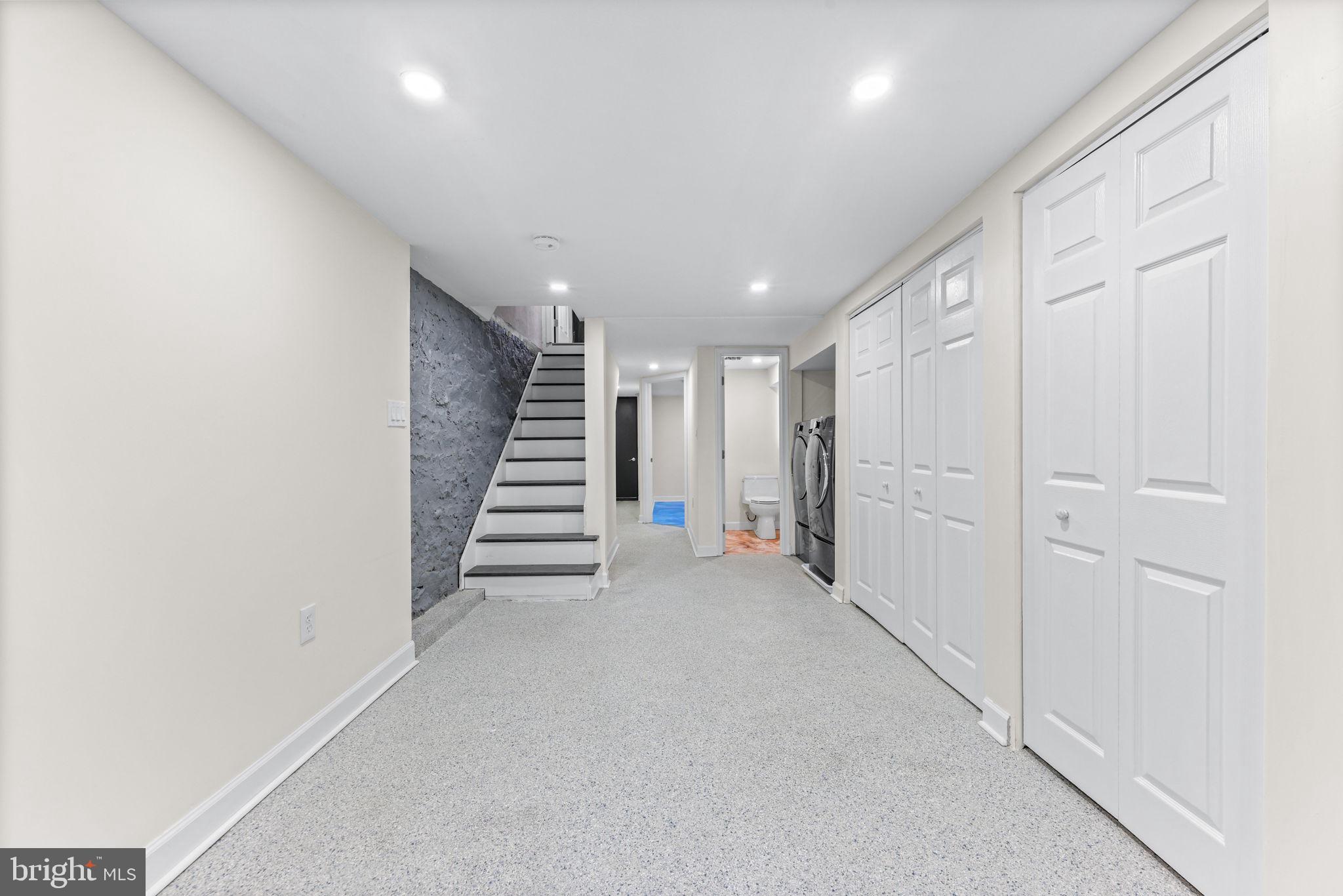 CHARLES VILLAGE - Residential