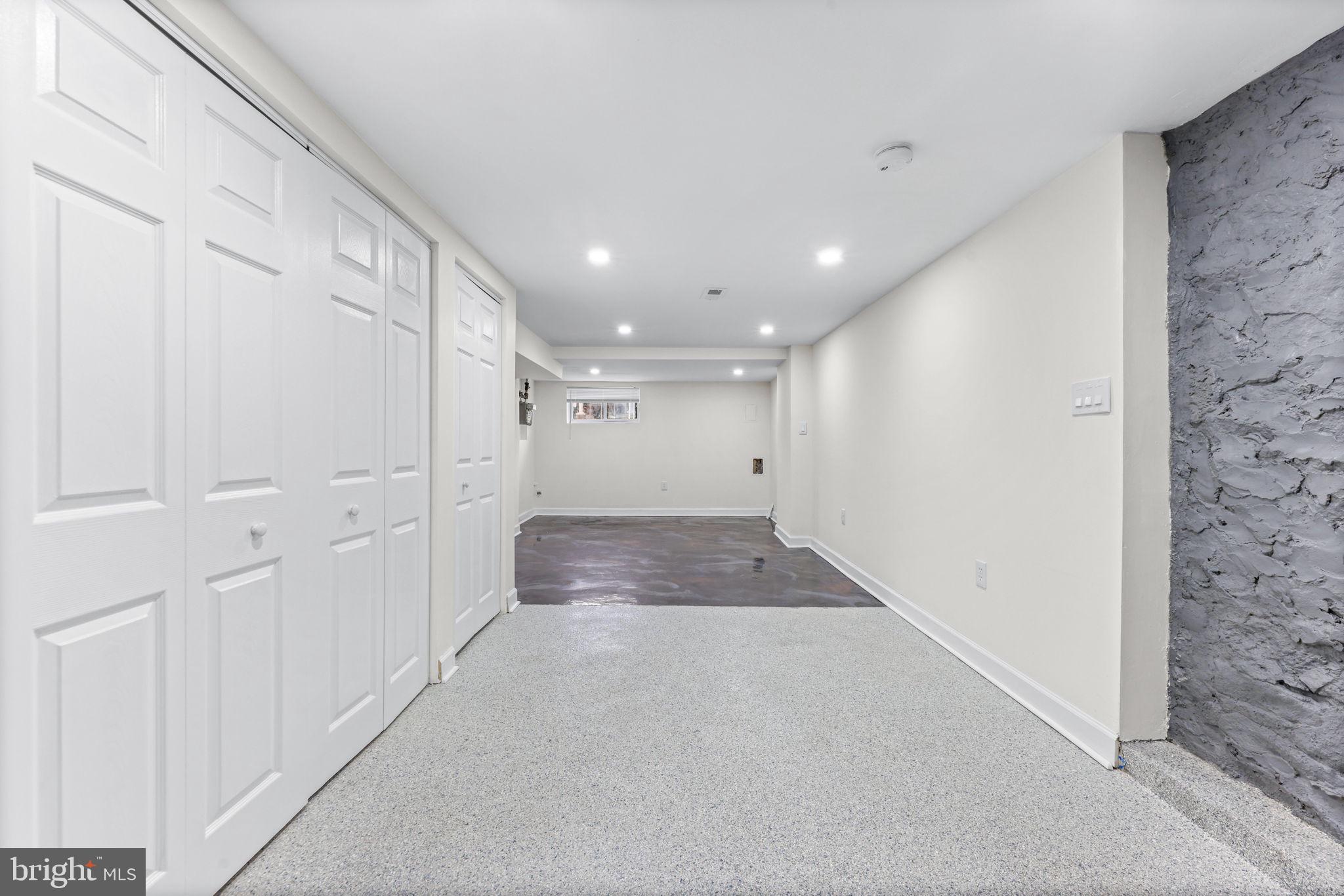 CHARLES VILLAGE - Residential