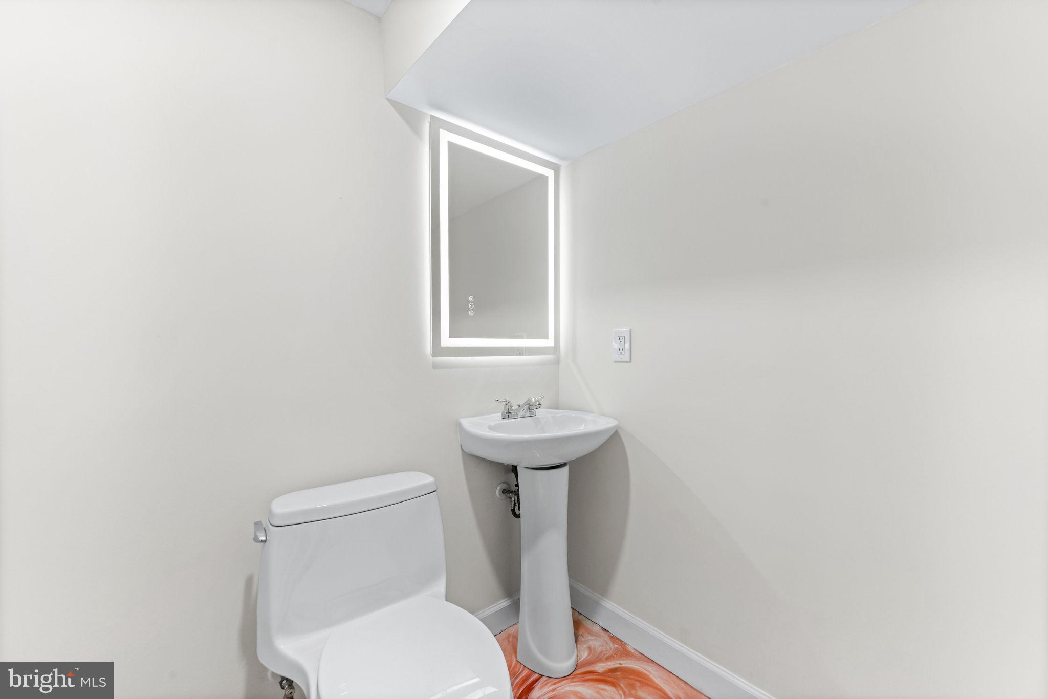 CHARLES VILLAGE - Residential