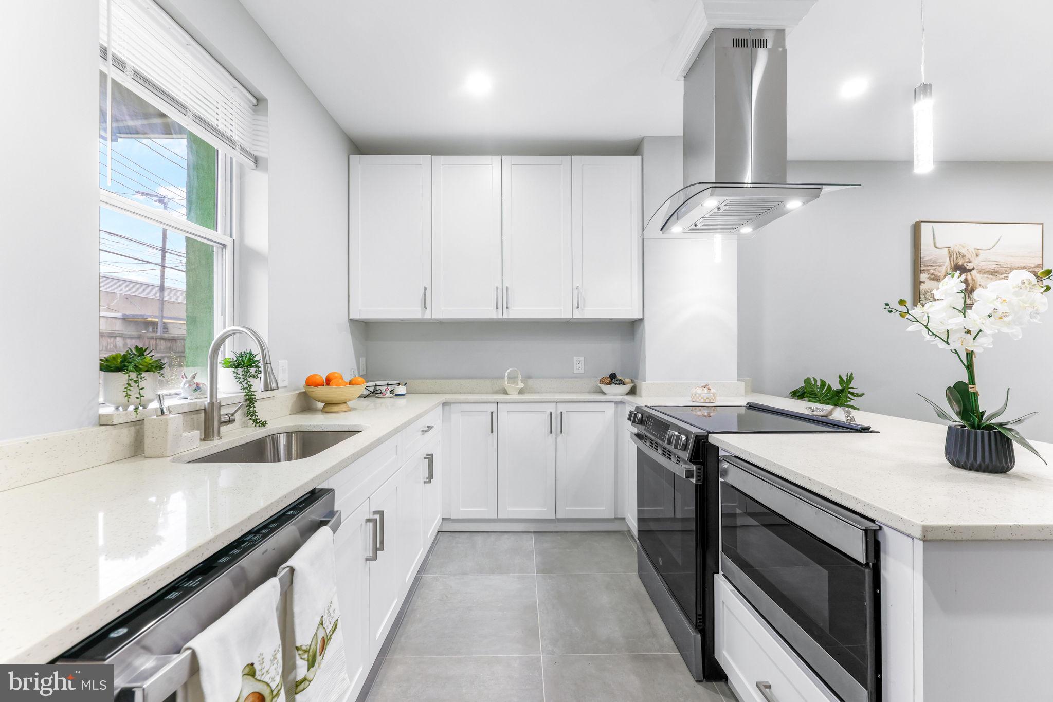 CHARLES VILLAGE - Residential