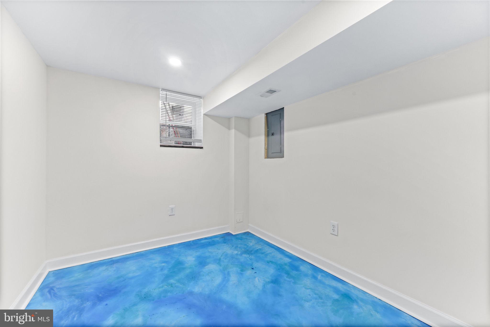 CHARLES VILLAGE - Residential