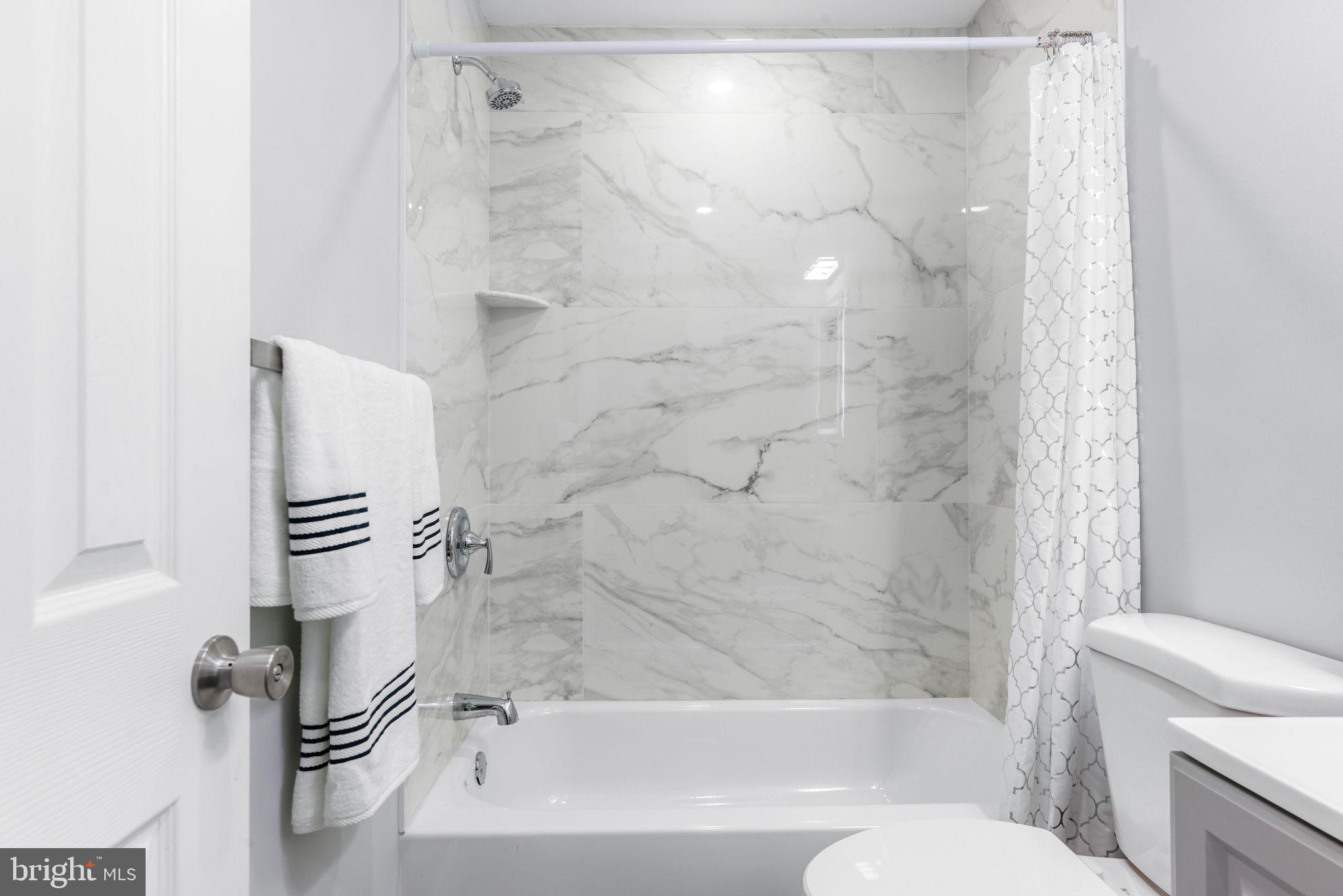 CHARLES VILLAGE - Residential