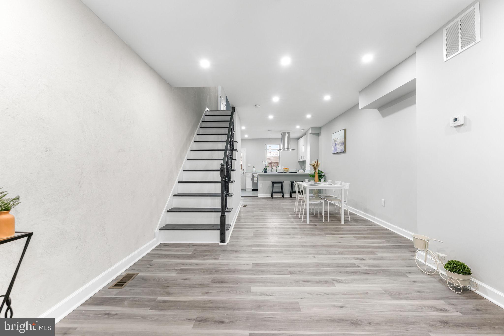 CHARLES VILLAGE - Residential