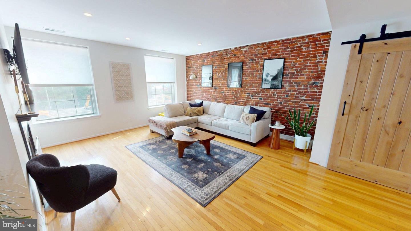 102 CHURCH STREET 22 304