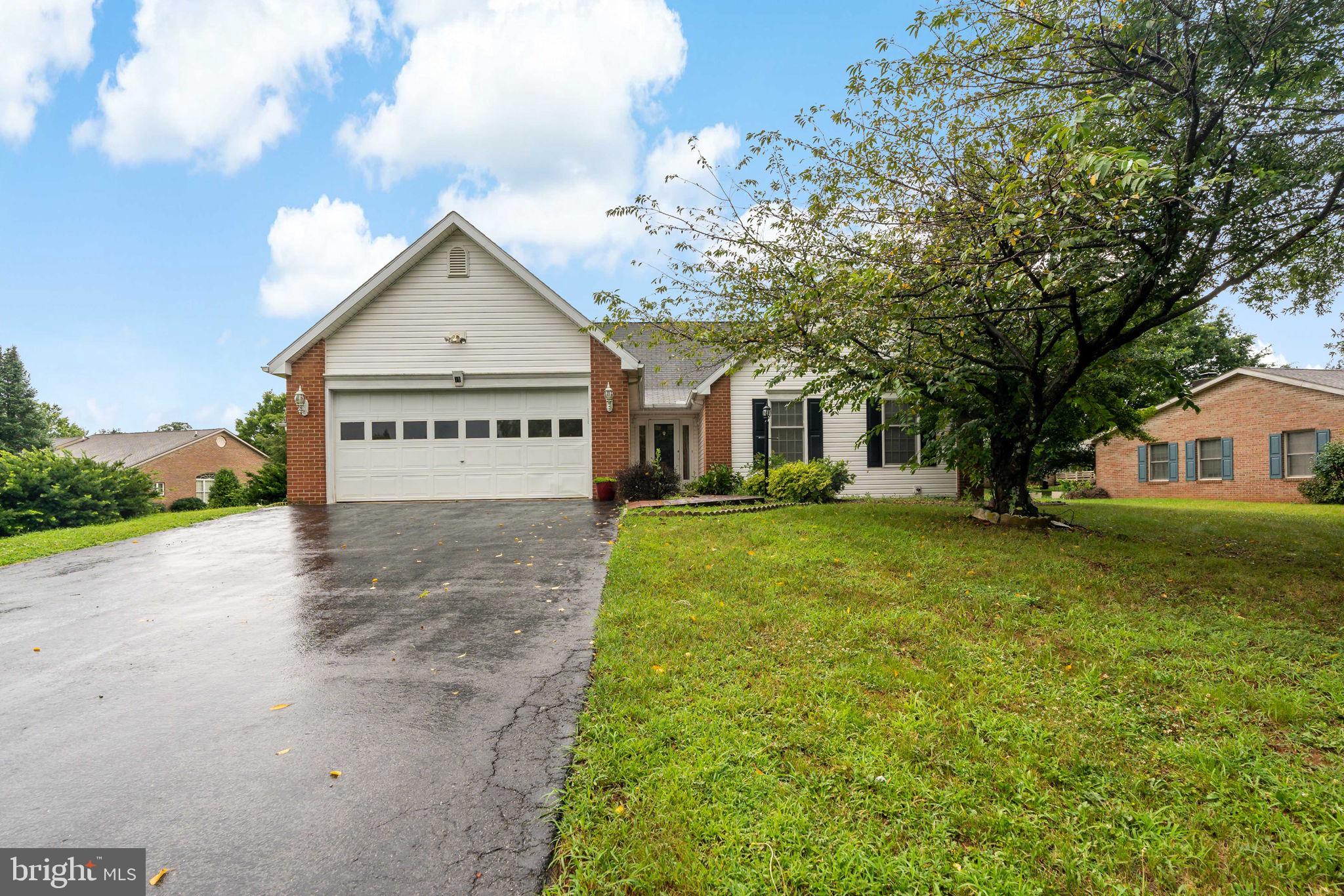 Welcome home to this beautifully maintained single-level rancher in an established neighborhood with extraordinary amenities! This inviting residence offers comfort and convenience with a spacious layout that includes a large family room, separate living/dining room, generously sized primary bedroom, and a well-appointed kitchen perfect for both everyday living and entertaining. Enjoy year-round natural light in the bright sunroom or unwind in the additional family room, offering flexible space for work, play, or relaxation.
Nestled in a community that features a pool, tennis courts, and basketball courts, this home also boasts an ideal location with easy access to commuter routes, shopping, dining, and more. Whether you're commuting or looking for weekend convenience, everything you need is just minutes away. Don’t miss the opportunity to own this charming and well-cared-for home—schedule your private showing today!