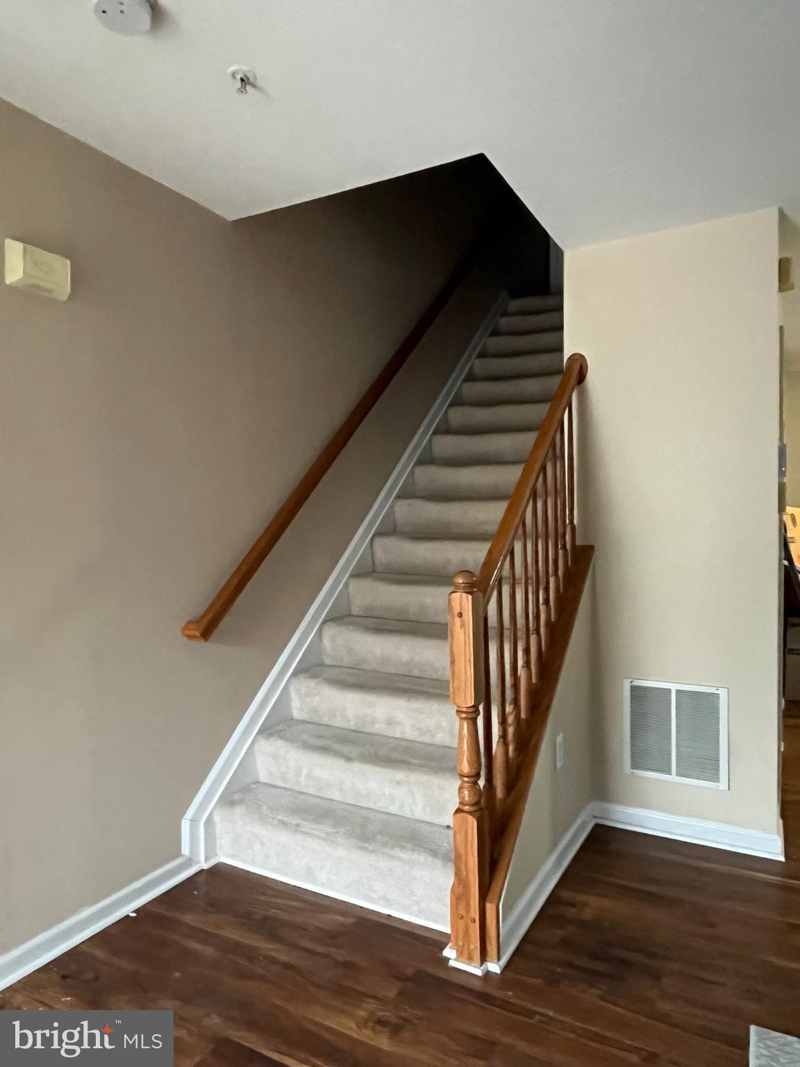 VILLAGE OF LONG REACH - Residential