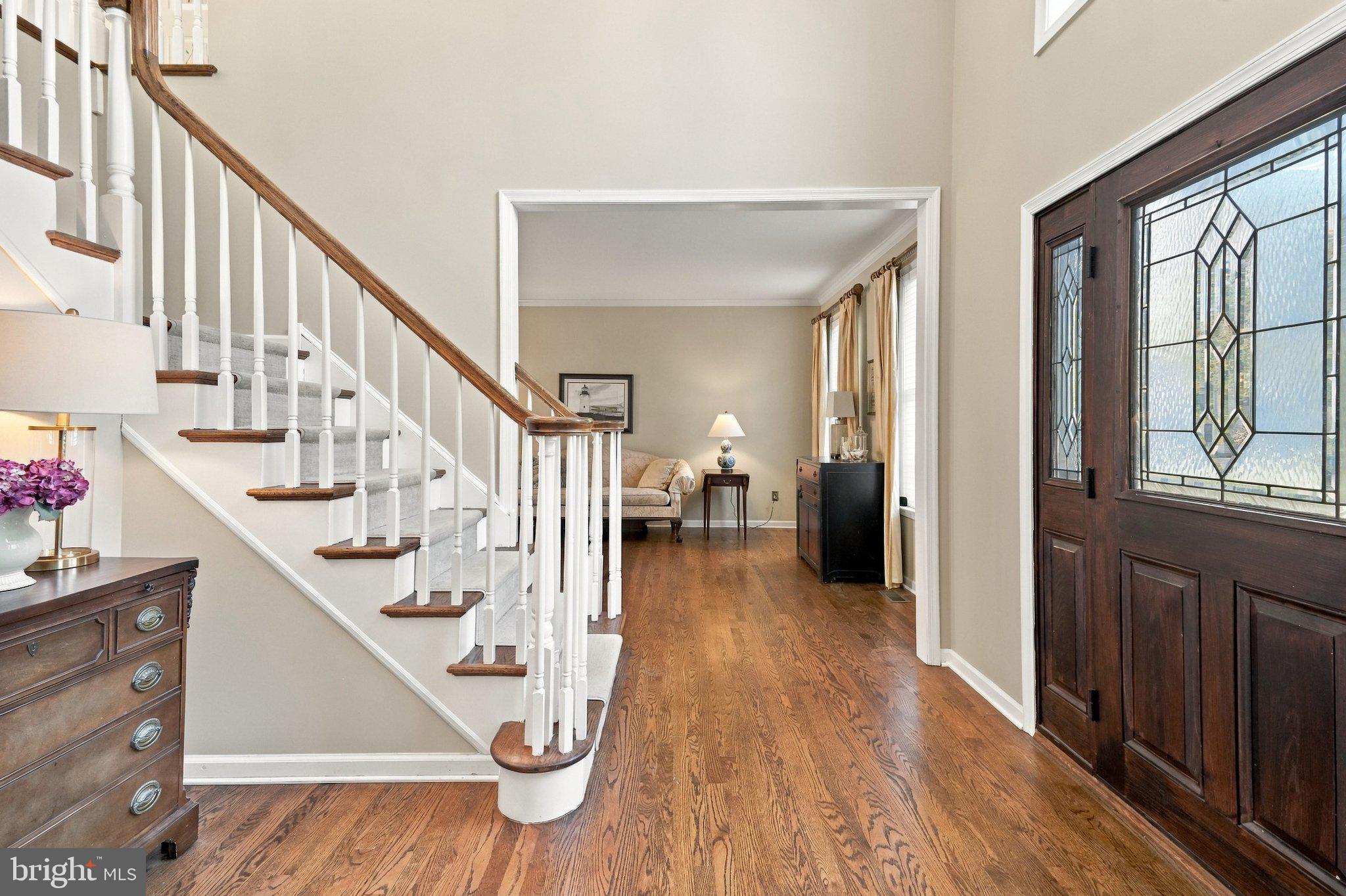 2549 CRESTLINE DRIVE