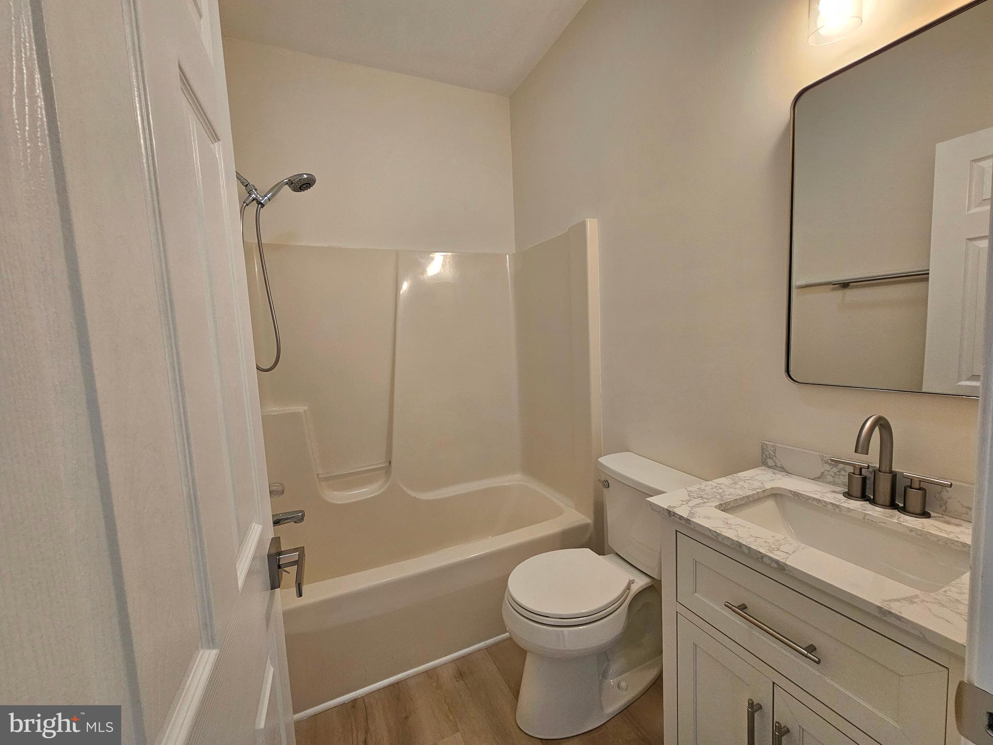 TRINITY MANOR - Residential