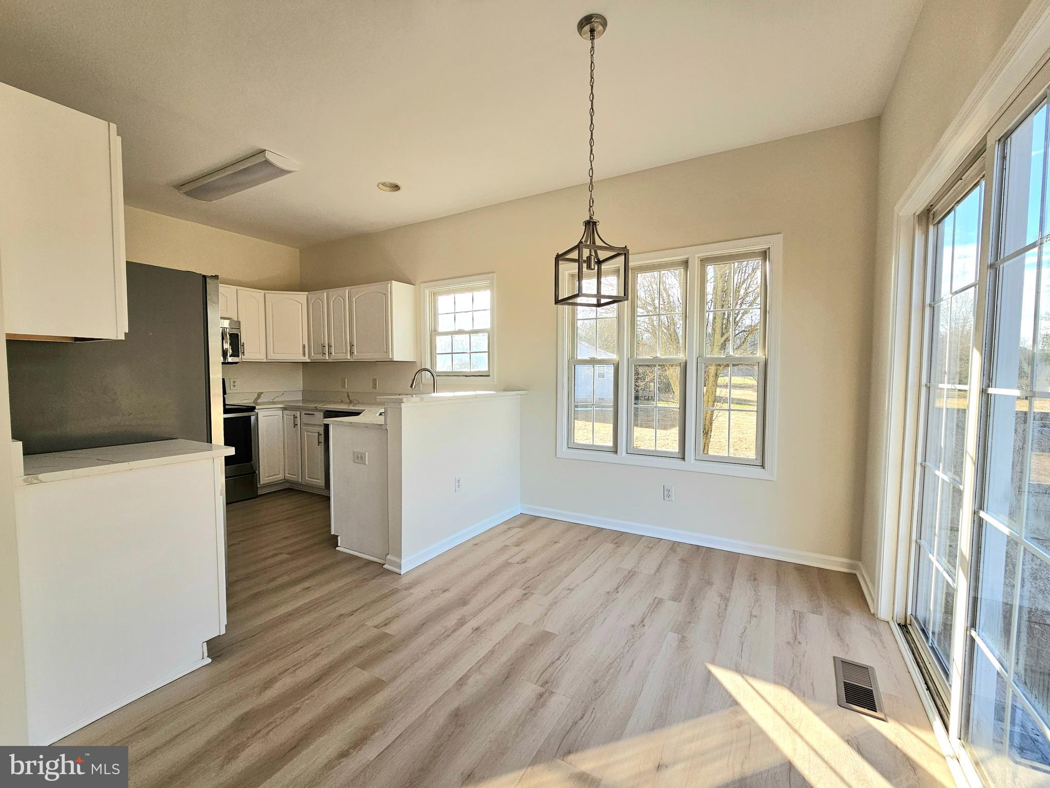 TRINITY MANOR - Residential