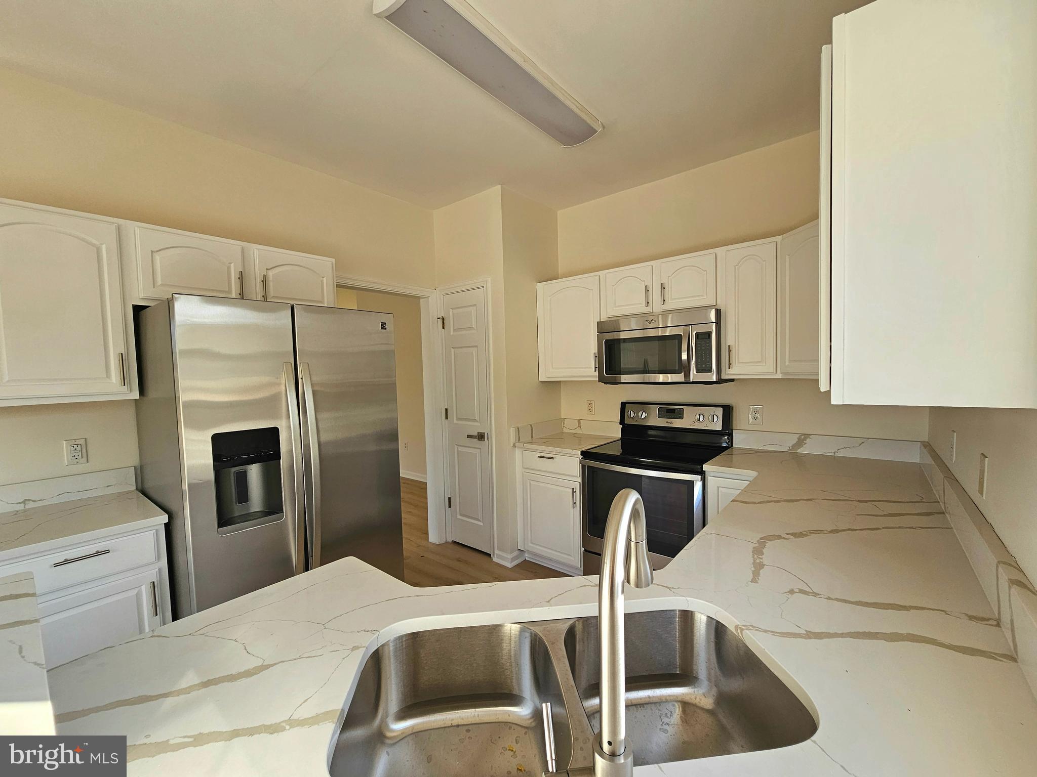 TRINITY MANOR - Residential