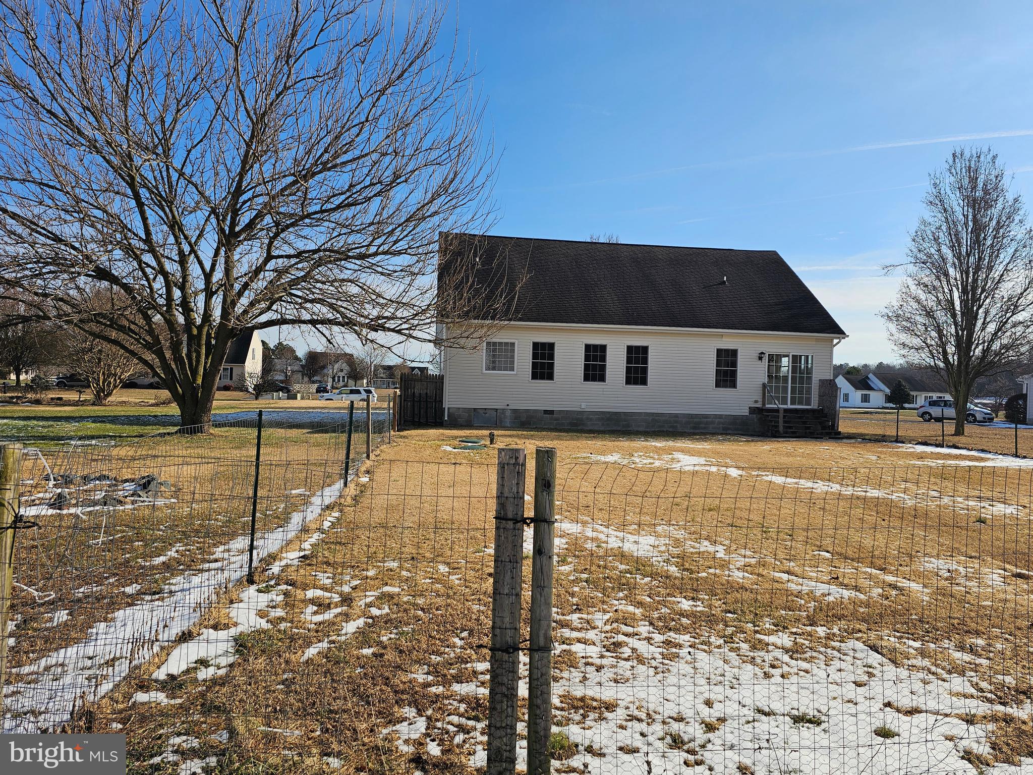 TRINITY MANOR - Residential